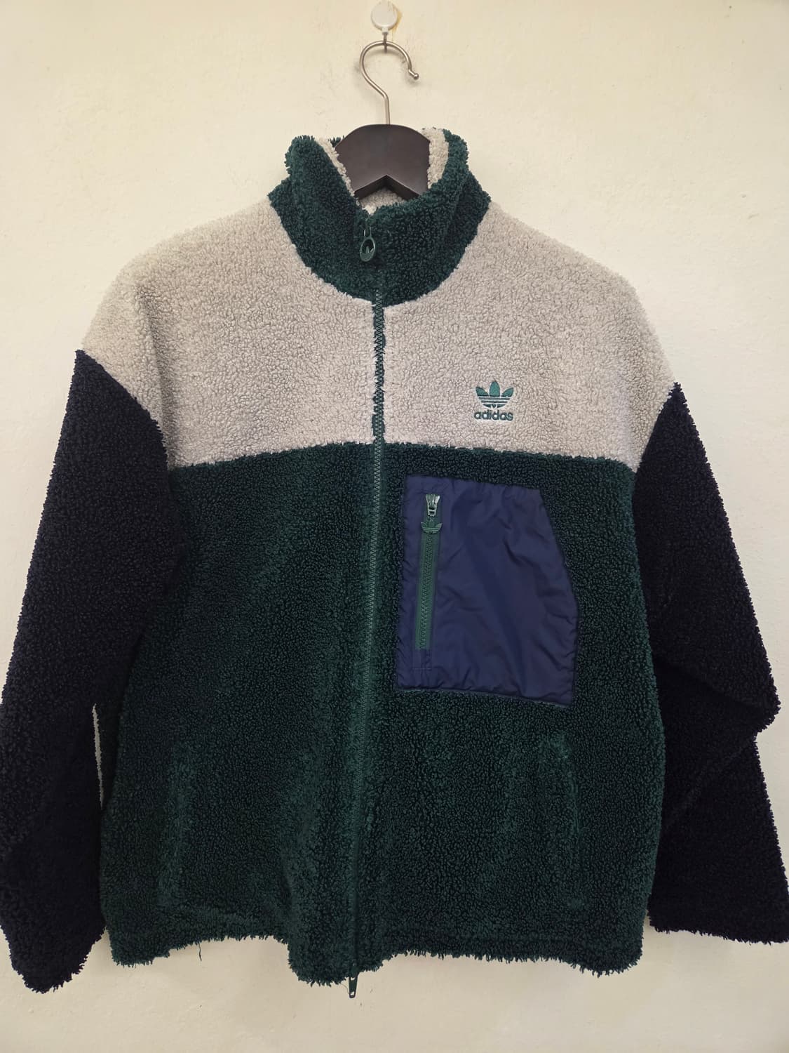 아디다스 숏 쉐르파 플리스 자켓 상품이미지1