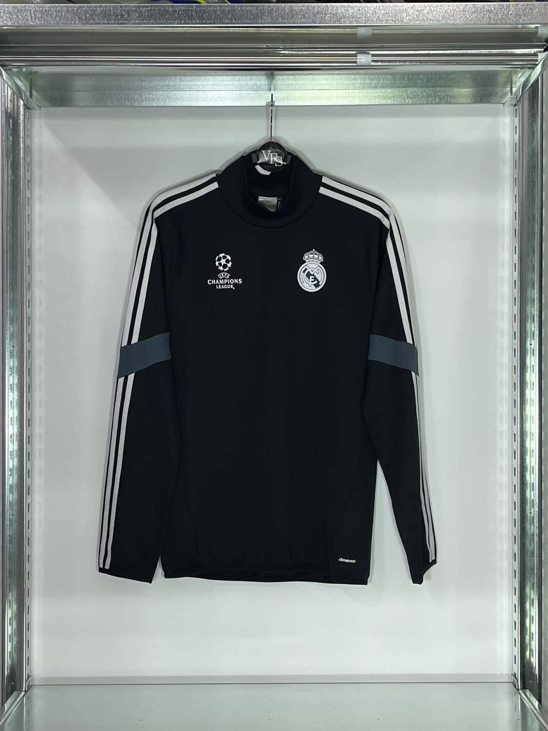 아디다스 레알 마드리드 CF 트레이닝 저지 상품이미지1