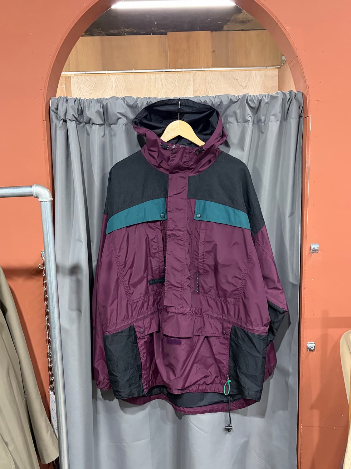 컬럼비아 올드스쿨 바람막이/아노락 상품이미지1