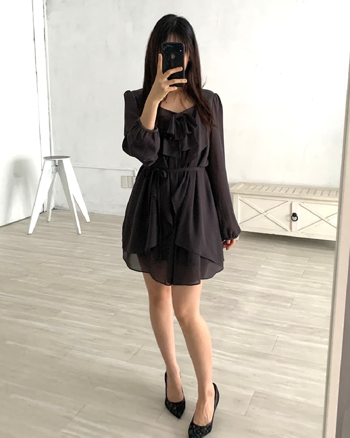 Lovely Feminine Taupe Ruffle Mini Dress 상품이미지3