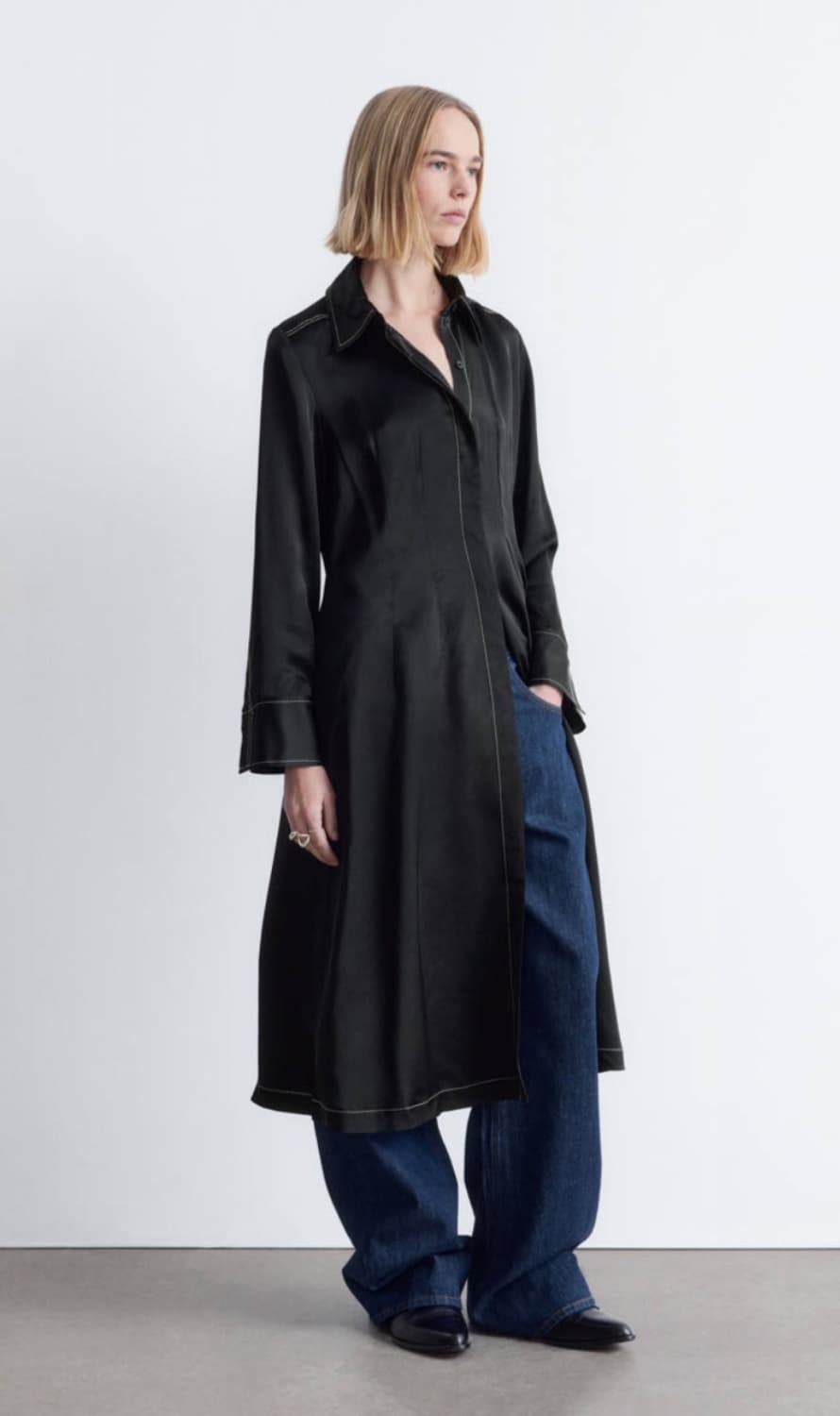 앤아더스토리즈 블랙 맥시 드레스 상품이미지1