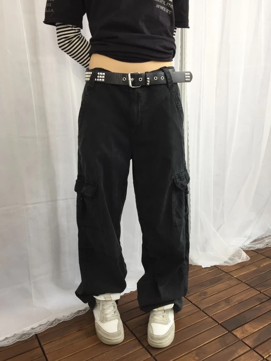 American Eagle Black Cargo Pants 상품이미지1