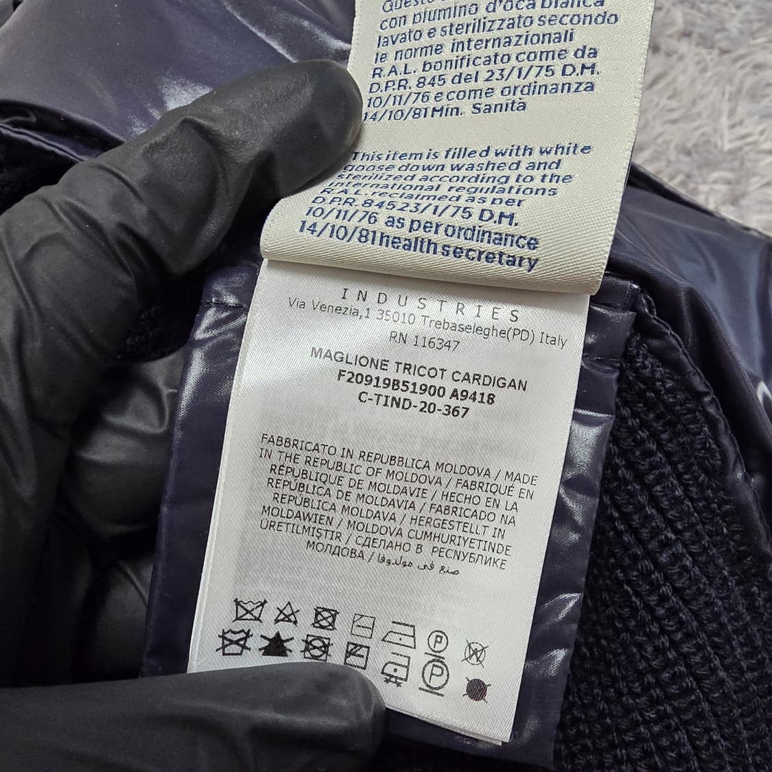 {클로젯}[S][실측M]몽클레어 마글리오네 유광 삼선 니트패딩 상품이미지5