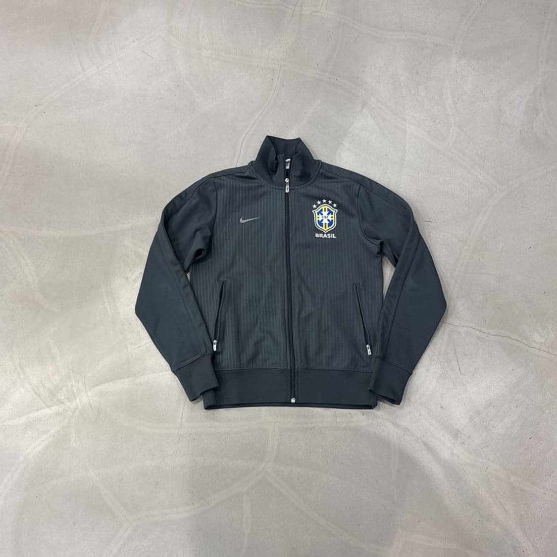 나이키 브라질 그레이 트랙탑 M 상품이미지1