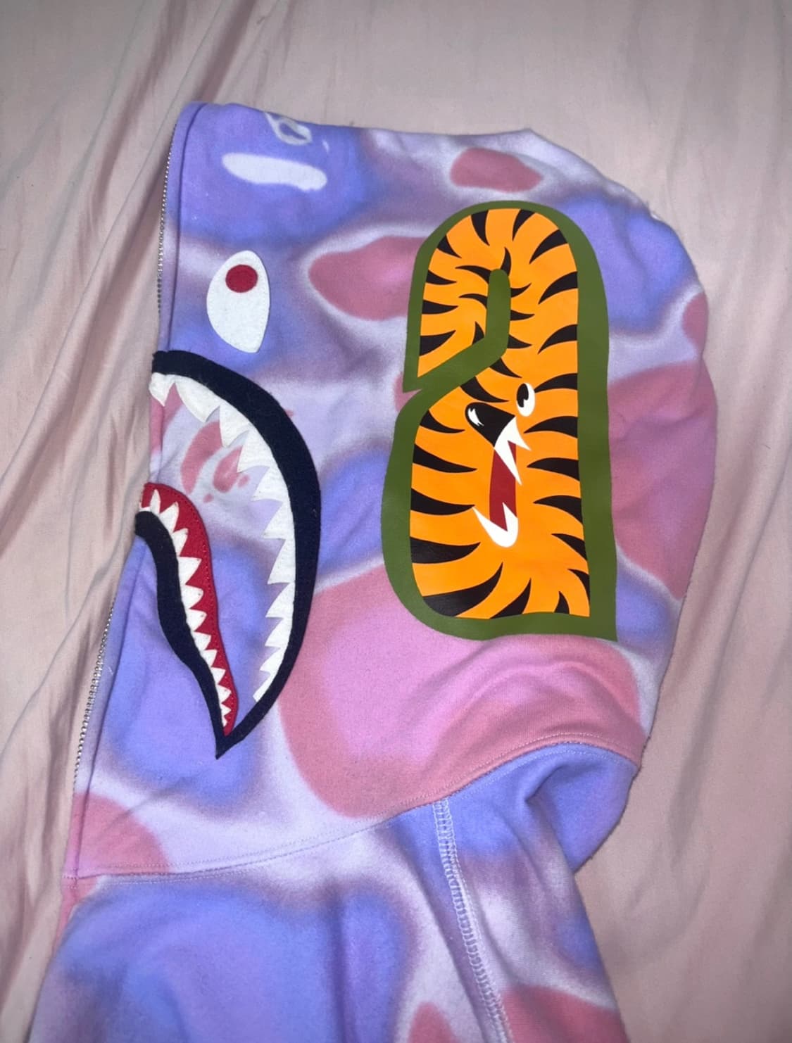 베이프 핑크 리퀴드 카모 샤크 후드집업 상품이미지3