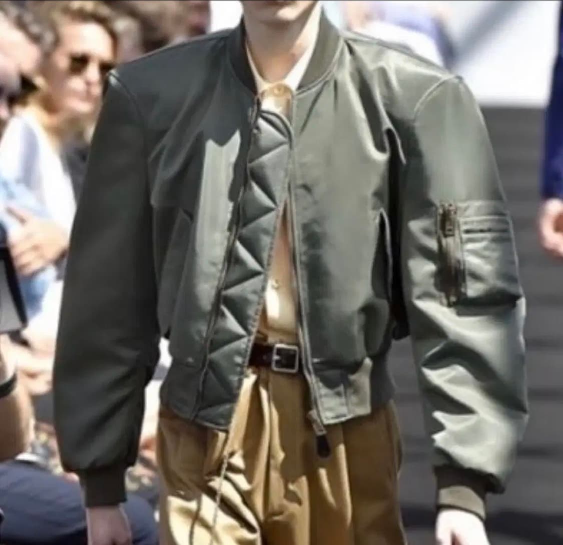 [S] 발렌시아가 17ss 크롭 봄버 자켓 상품이미지1