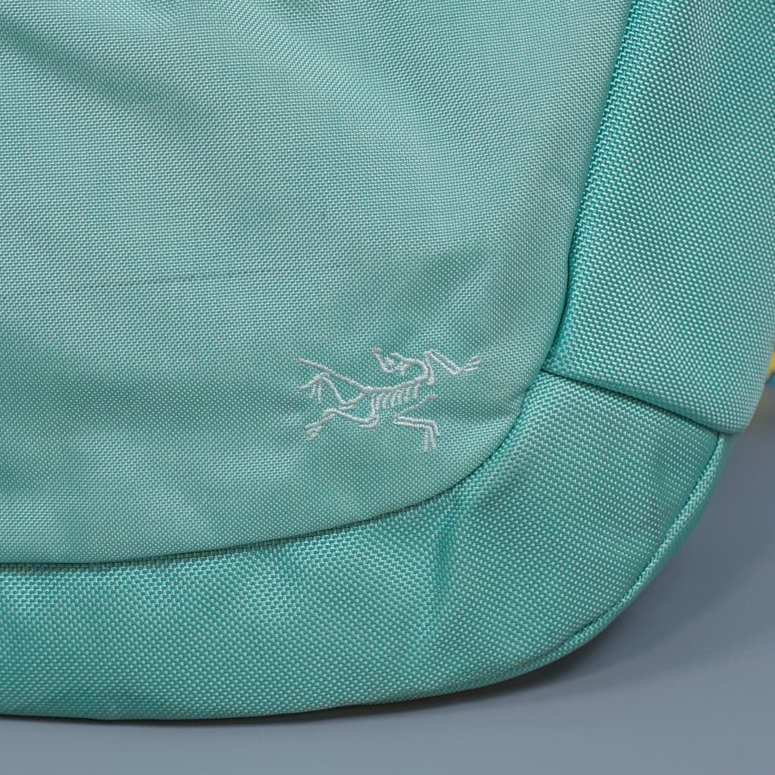 아크테릭스 미스트랄 8 크로스백 상품이미지5