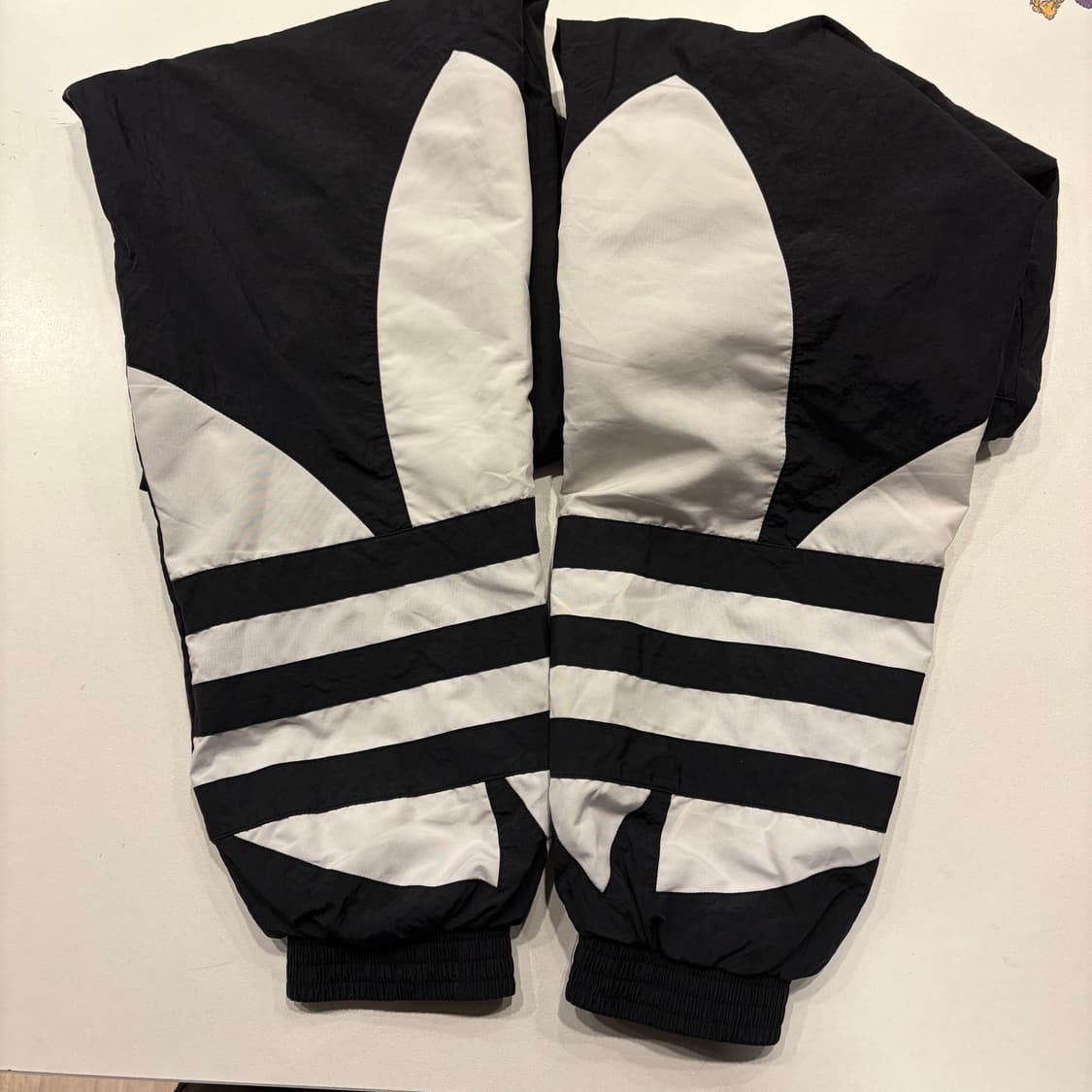 [S] 아디다스 빅 트레포일 블랙 트랙 팬츠 B297 상품이미지5