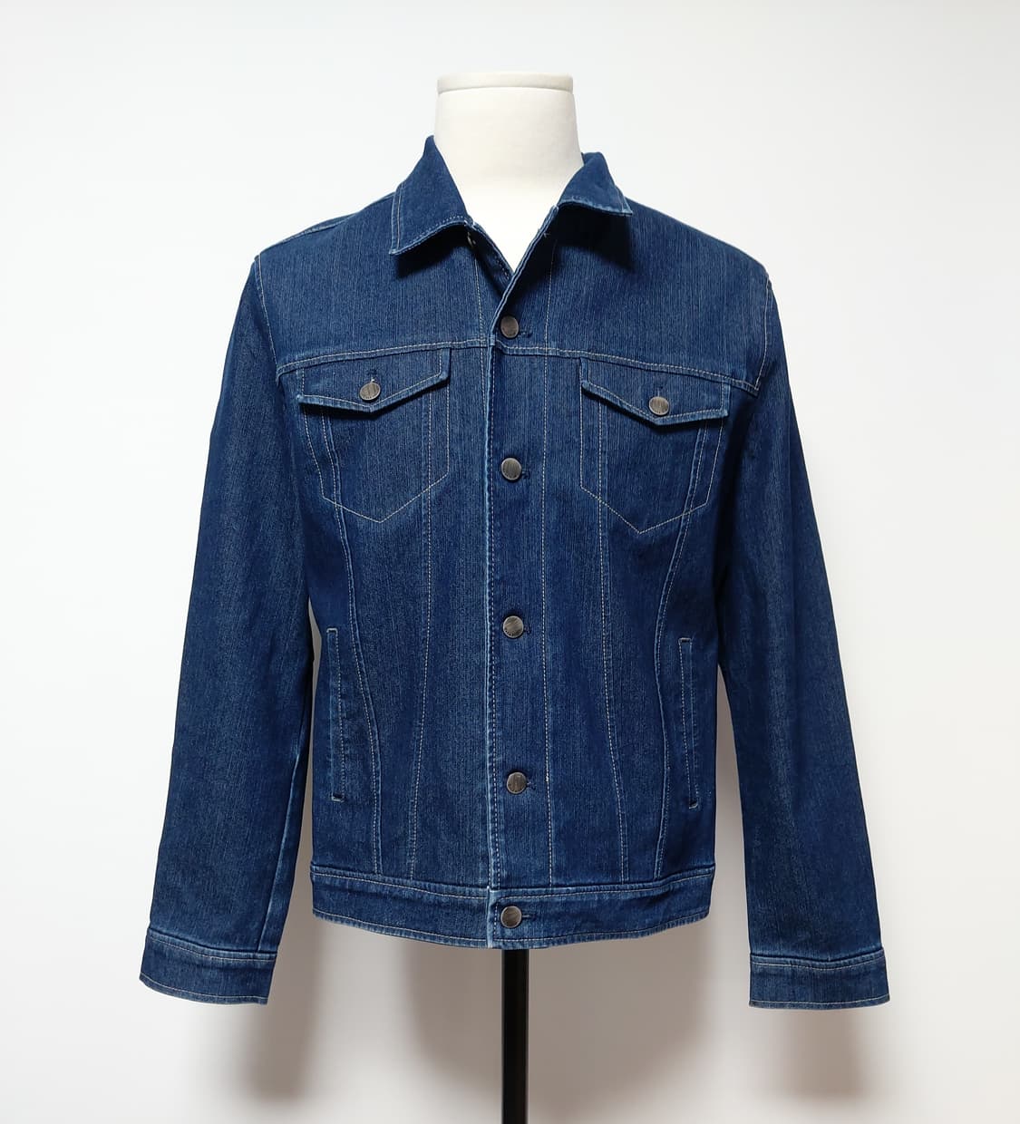 ZARA MAN 데님 자켓 (XL)

 상품이미지1