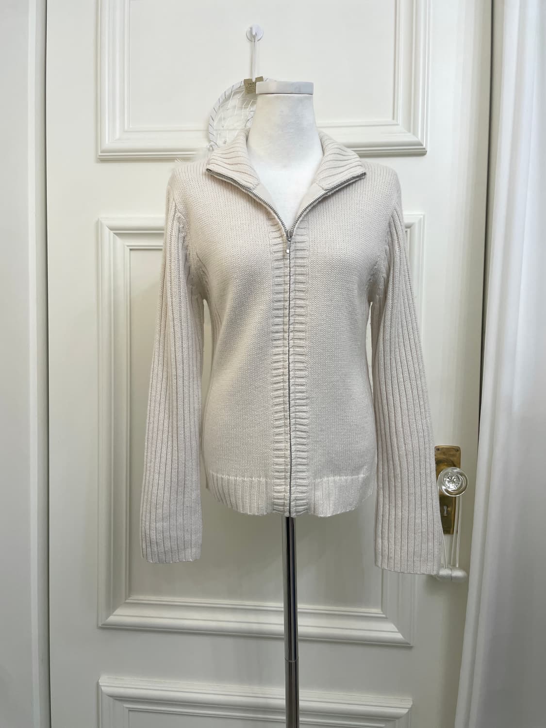 cool ivory sleeve rib collar zip-up 상품이미지1