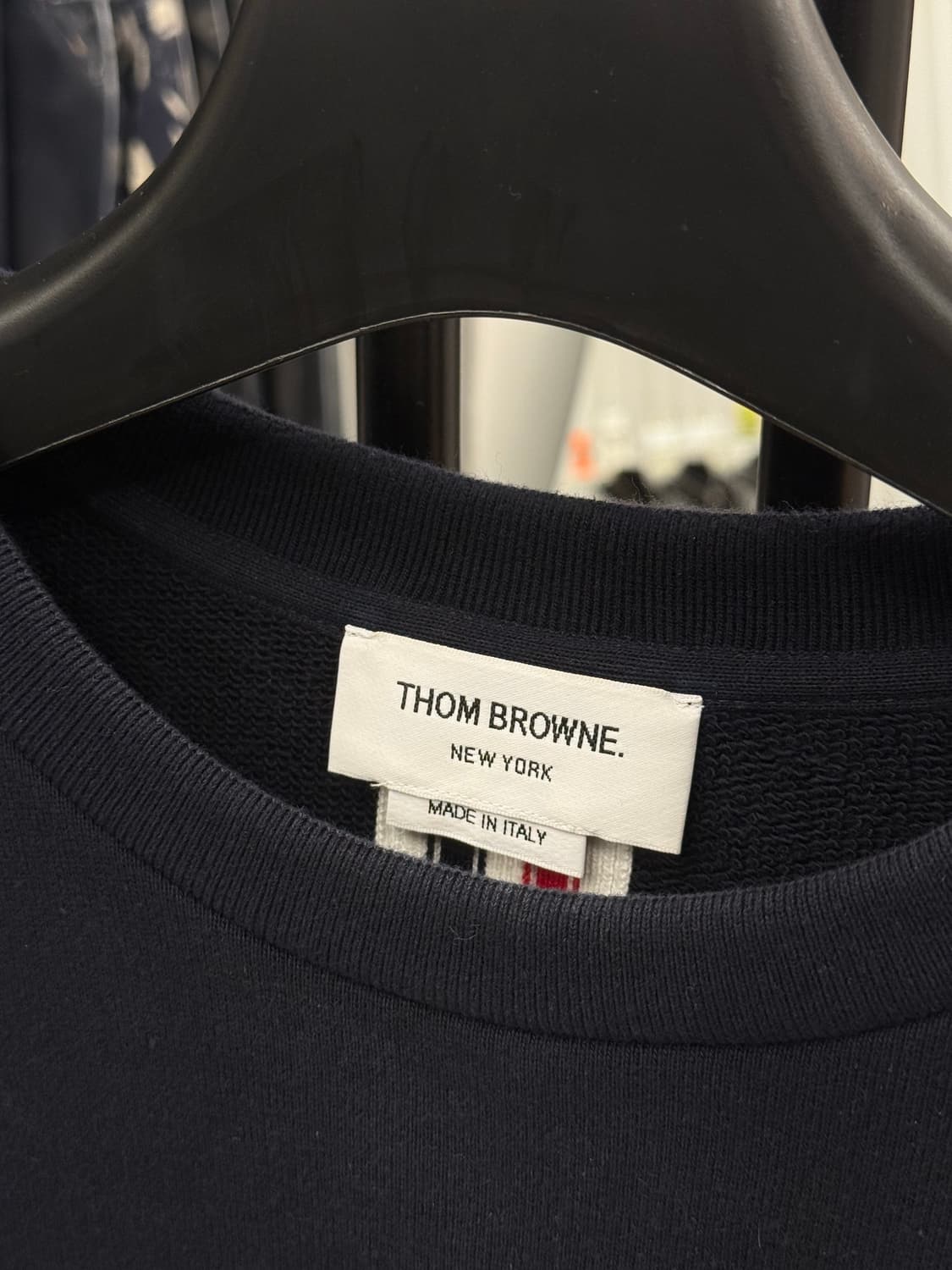 [3] 톰브라운 백삼선 맨투맨 상품이미지6