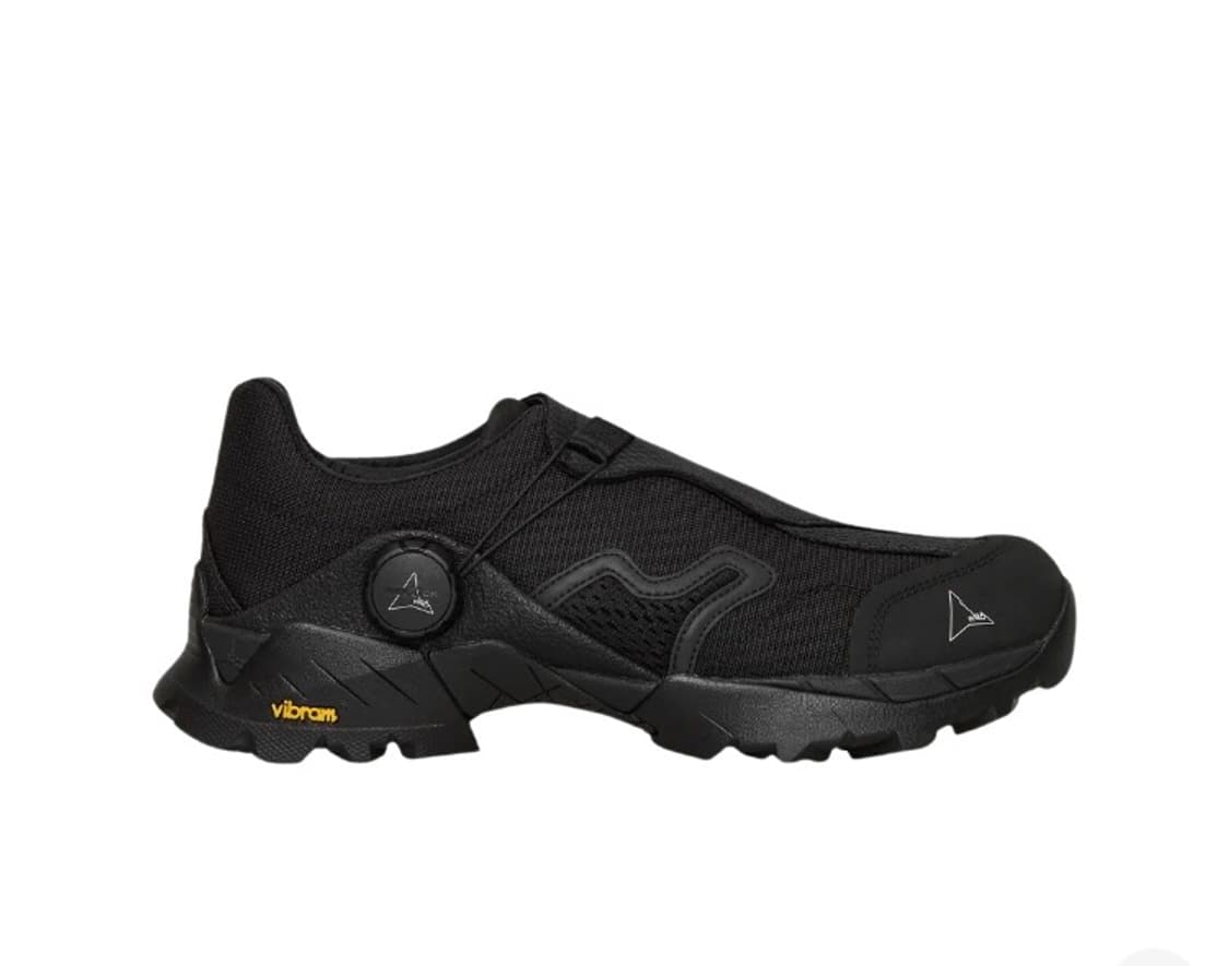 구해요!!!!!로아 미나르 블랙 235-240 상품이미지1