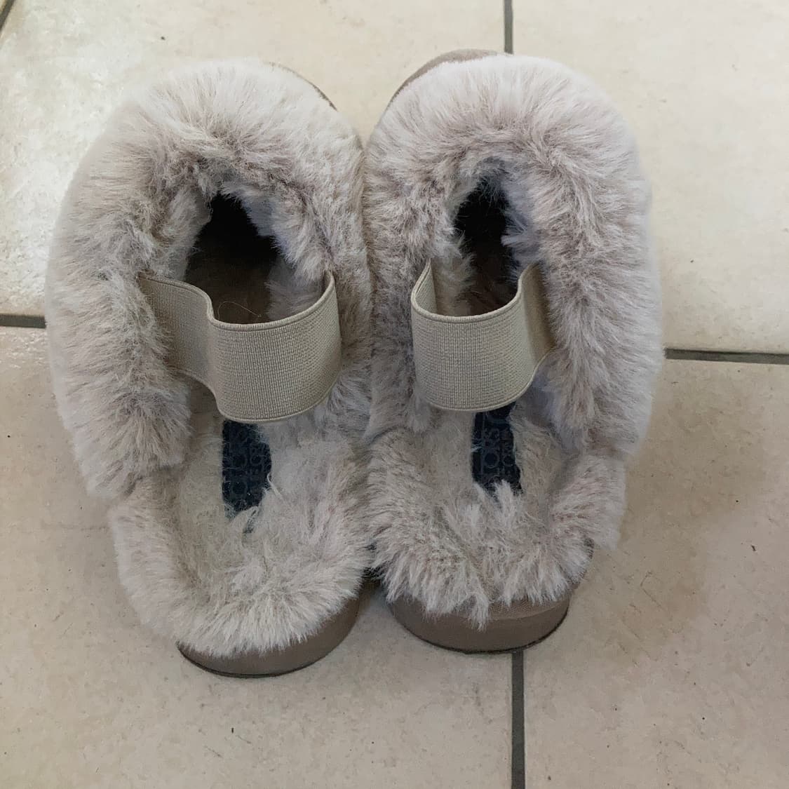 컬러스오브캘리포니아-소가죽 어그 밴드슬리퍼 240 상품이미지7