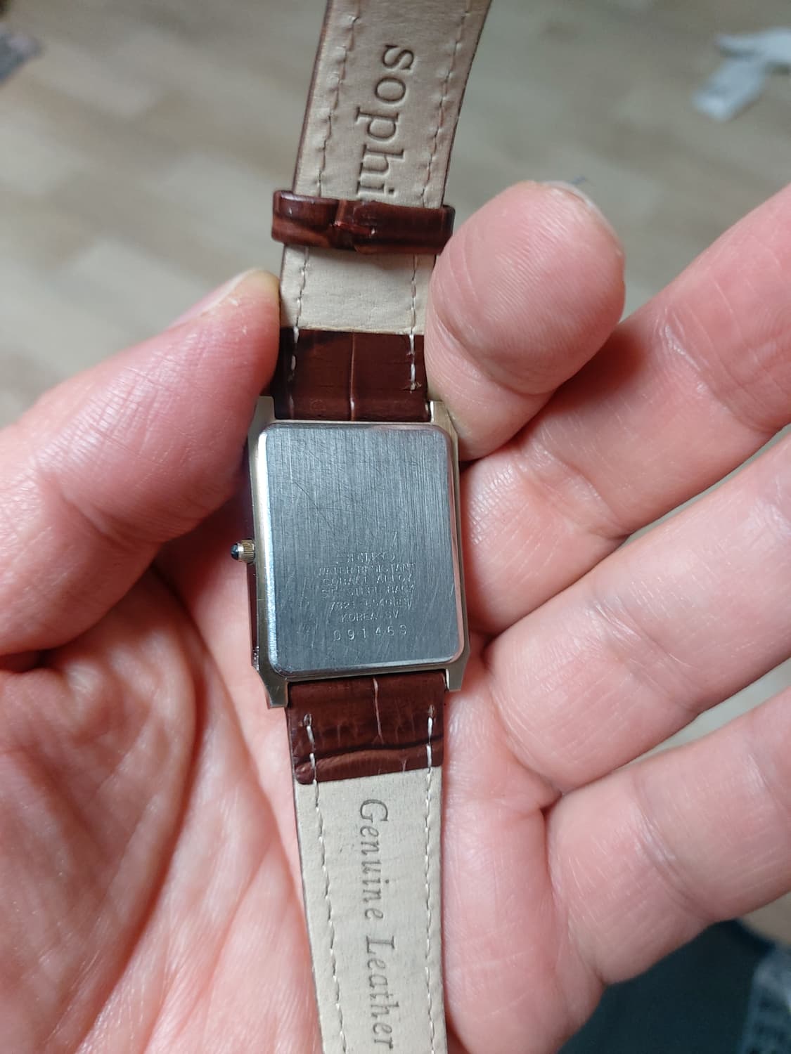 세이코 Dolce 사각 금장 가죽 시계 상품이미지3