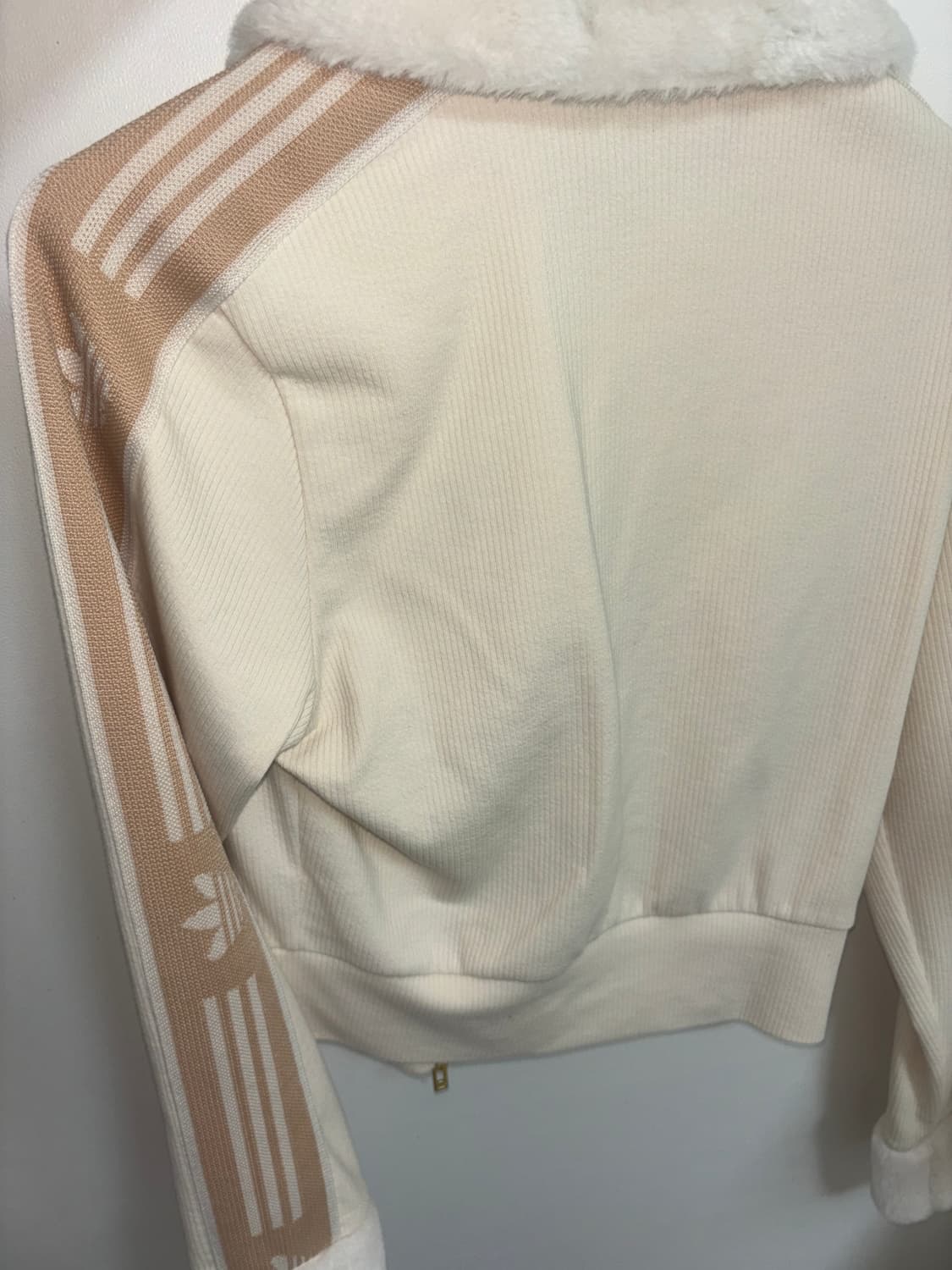 아디다스 스키 시크 퍼 자켓 S 상품이미지3