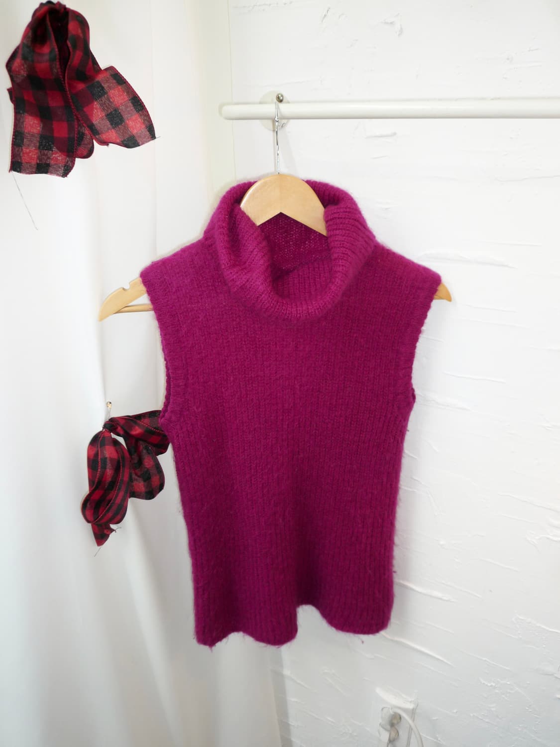 Plum turtleneck knit vest 상품이미지6