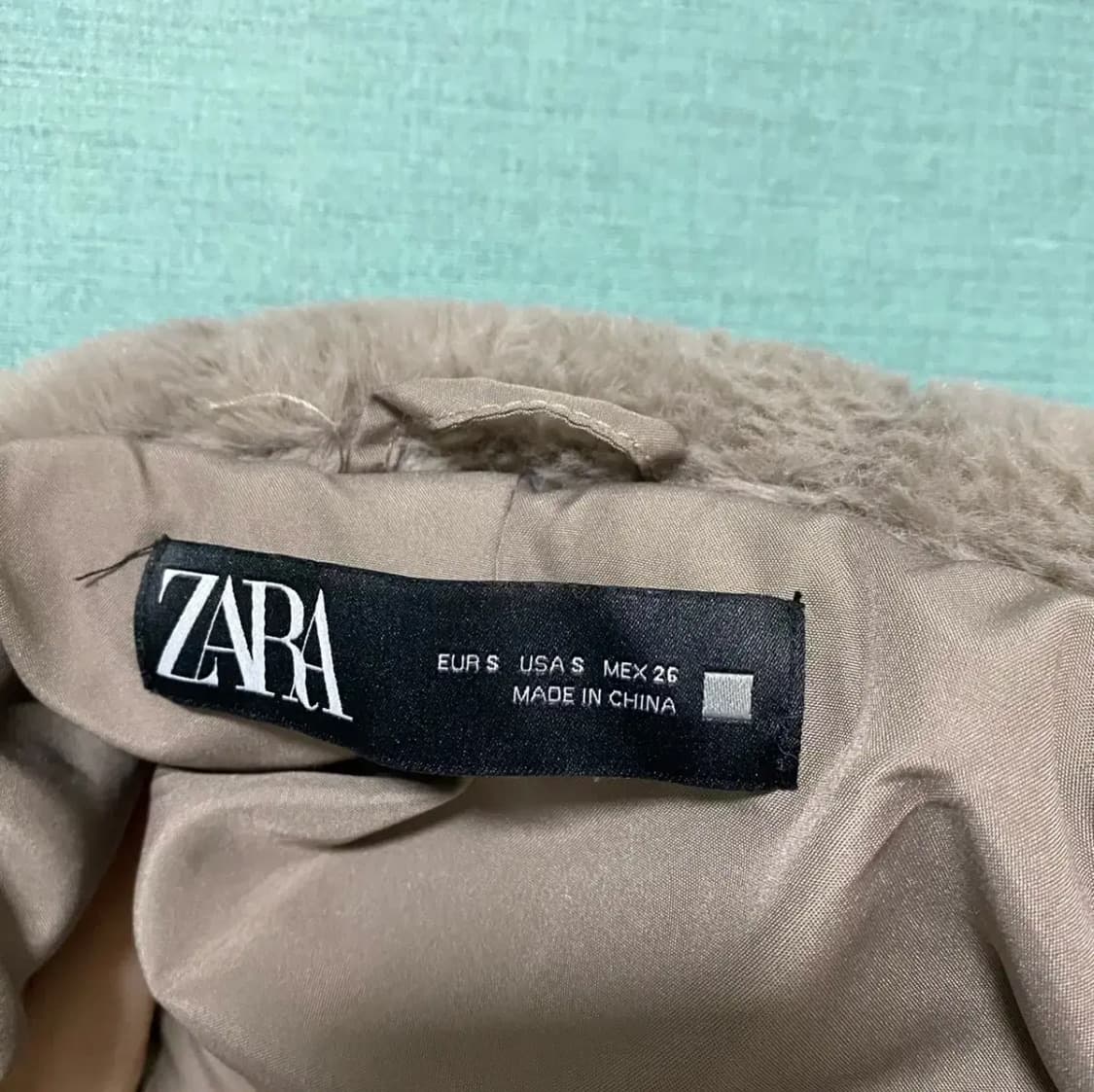 자라 후드집업 퍼집업 퍼후드 퍼자켓 브라운 퍼점퍼 퍼코트 퍼후드집업 코트 상품이미지10