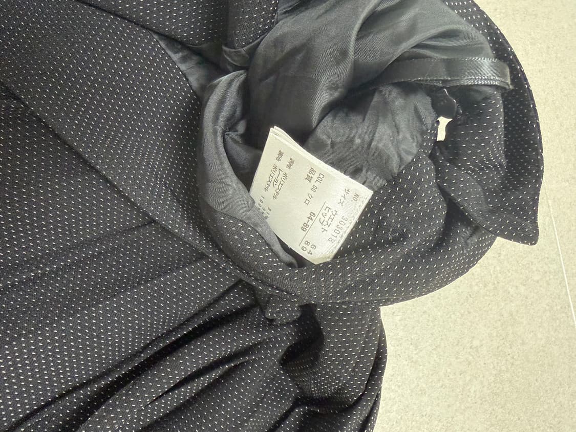 dots pleats midi skirt 도트 플리츠 버튼 스커트 상품이미지3