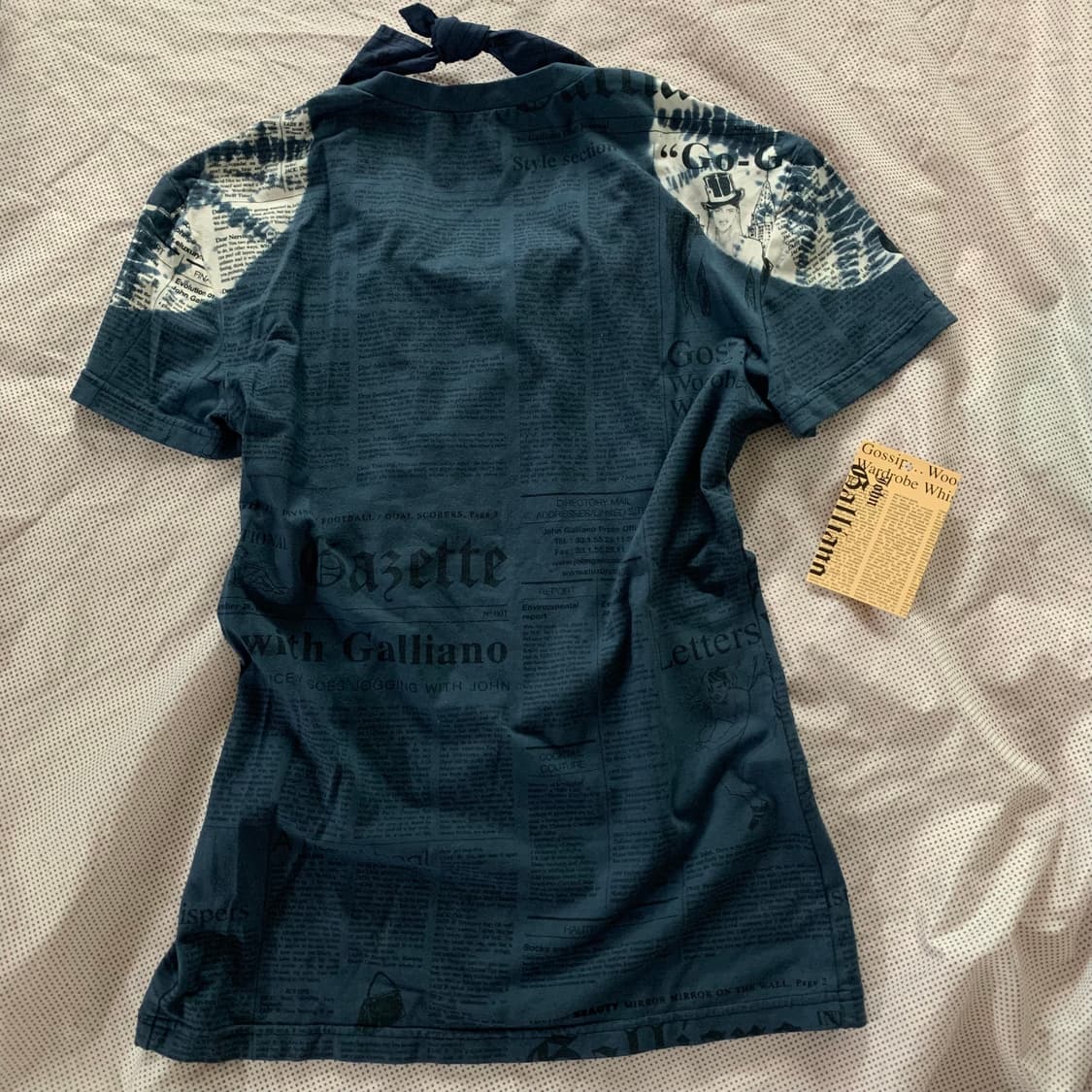 존 갈리아노 음표 프린트 스카프 반팔 상품이미지5