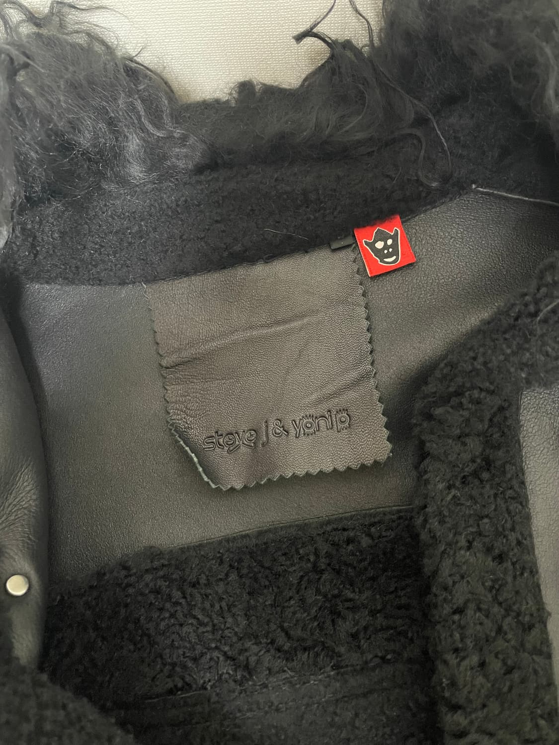 SJYP 스티브제이앤요니피 양가죽 무스탕 상품이미지3