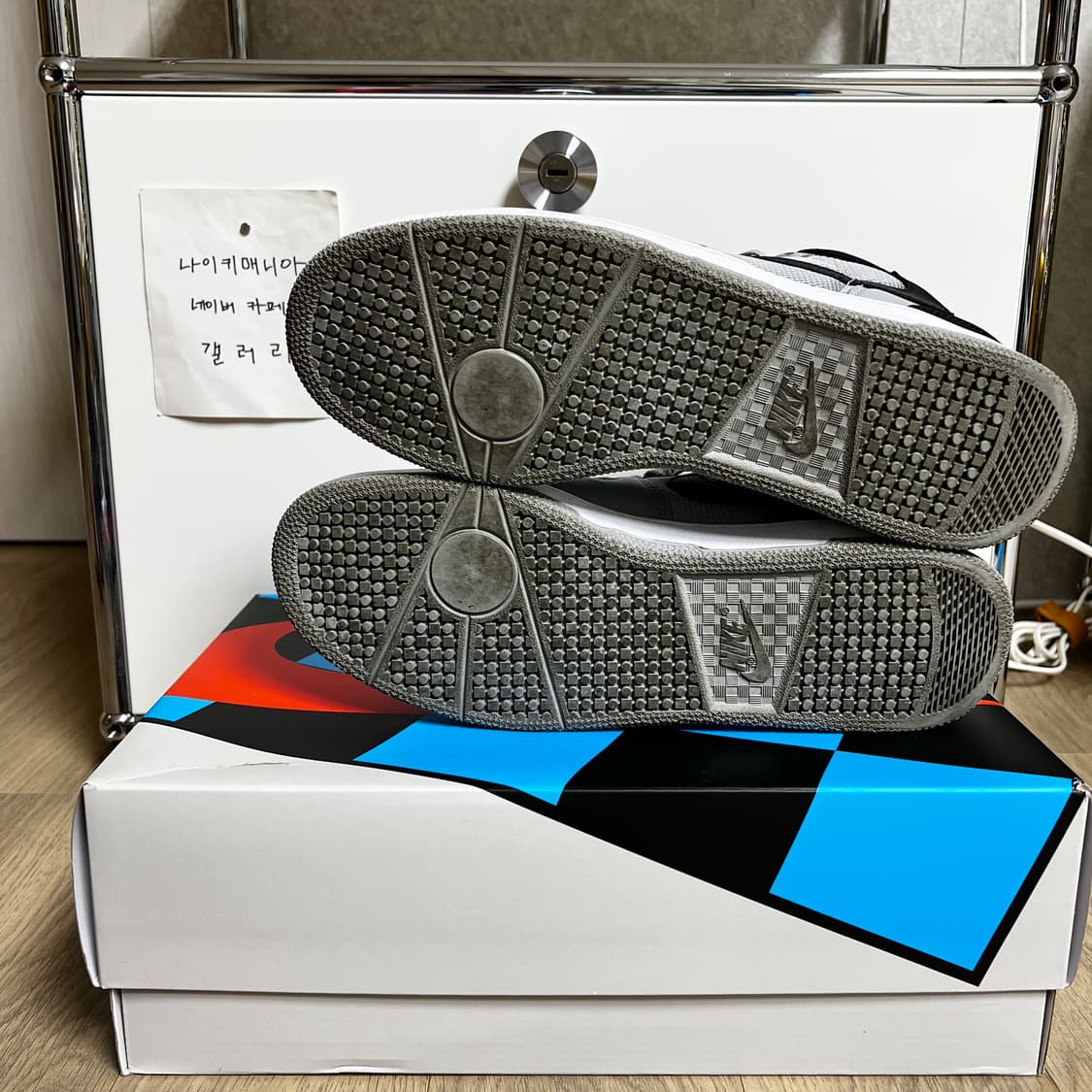 [275] 나이키 × 트래비스 스캇 맥 어택 SP 라이트 스모크 그레이 상품이미지8