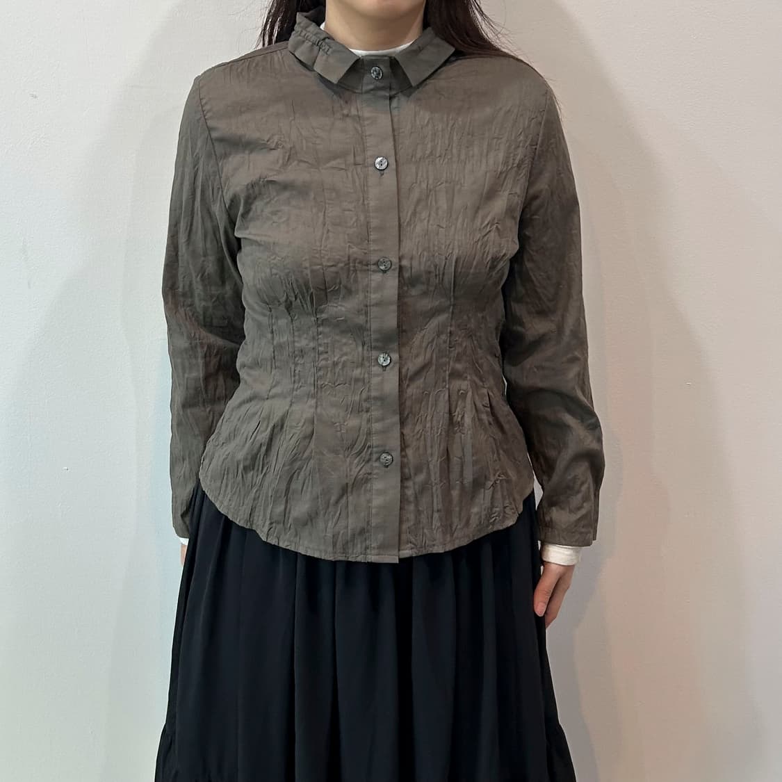 카키 플리츠 블라우스 셔츠 상품이미지2