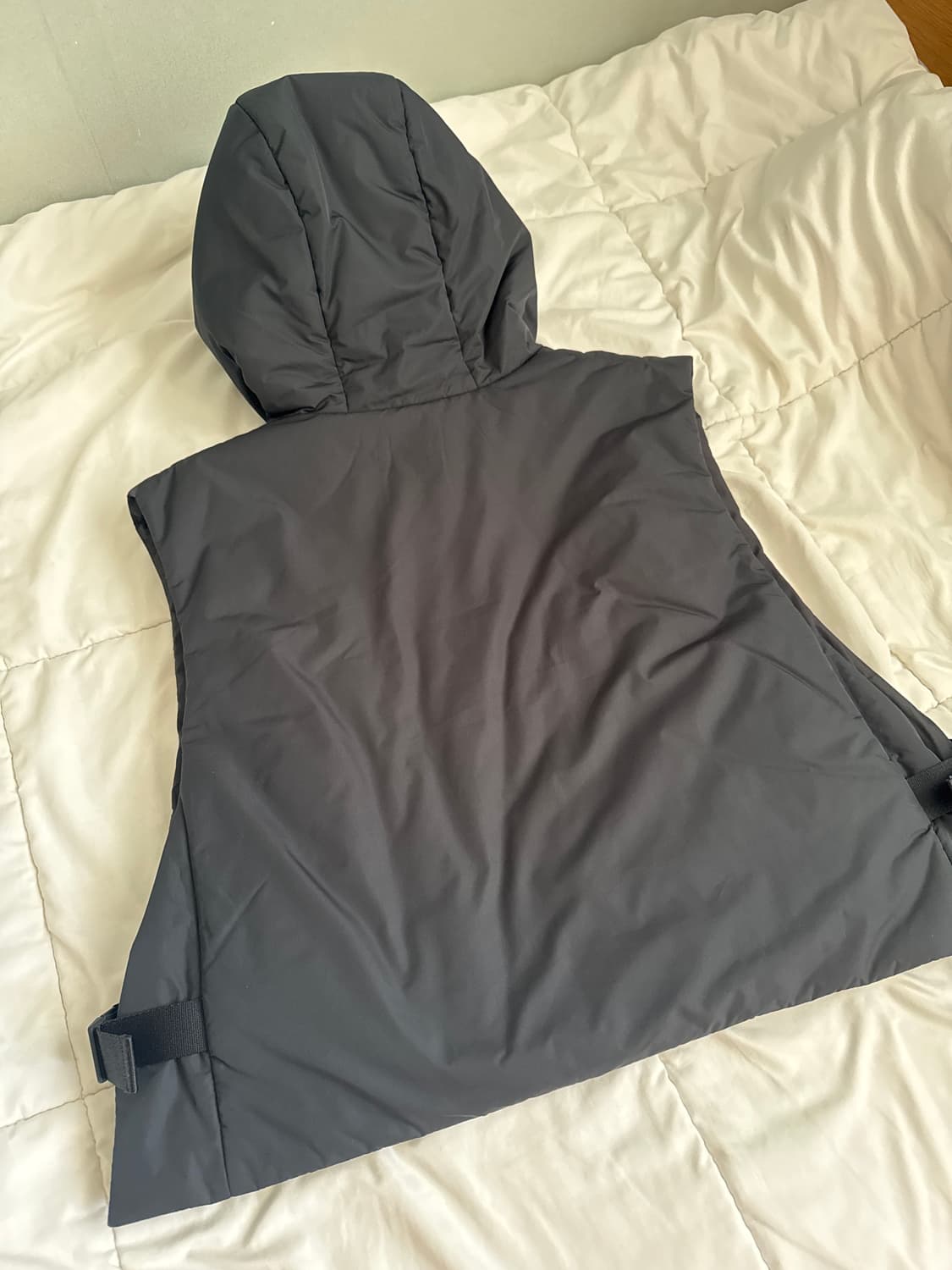 COS 패디드 후드 베스트 [OS] 상품이미지2