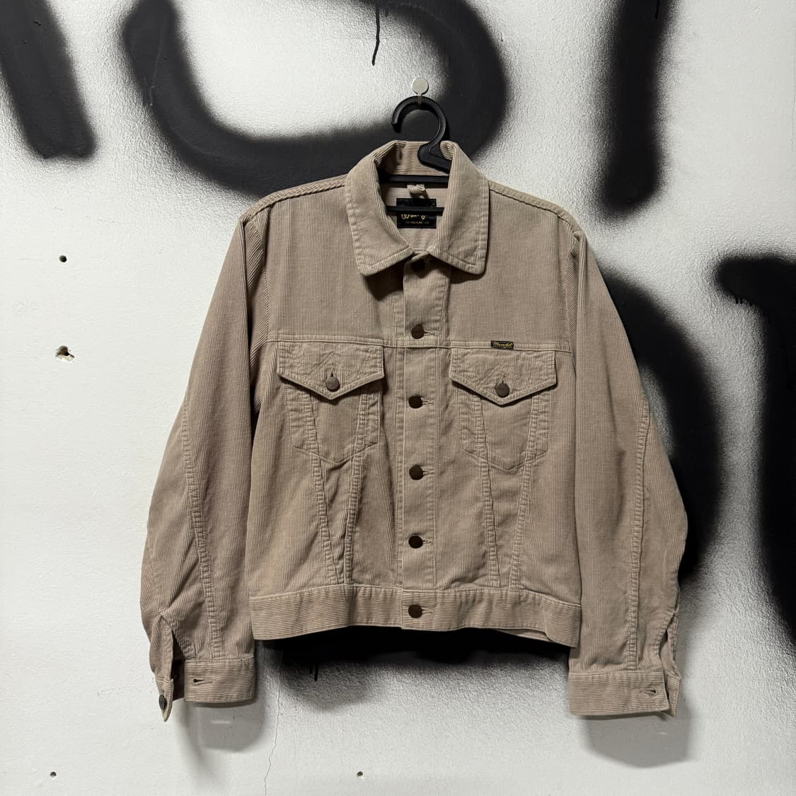 랭글러 원포인트 코듀로이 골덴 크롭 트러커 자켓 상품이미지1