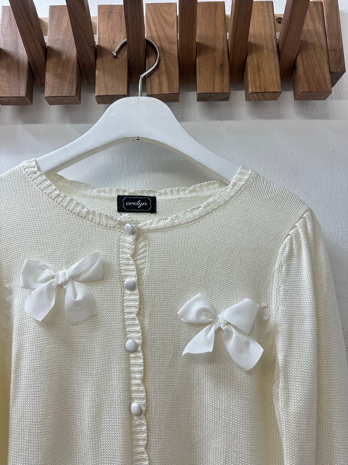 일본빈티지 리본 장식 버튼 포인트 아이보리 니트 가디건 상품이미지2