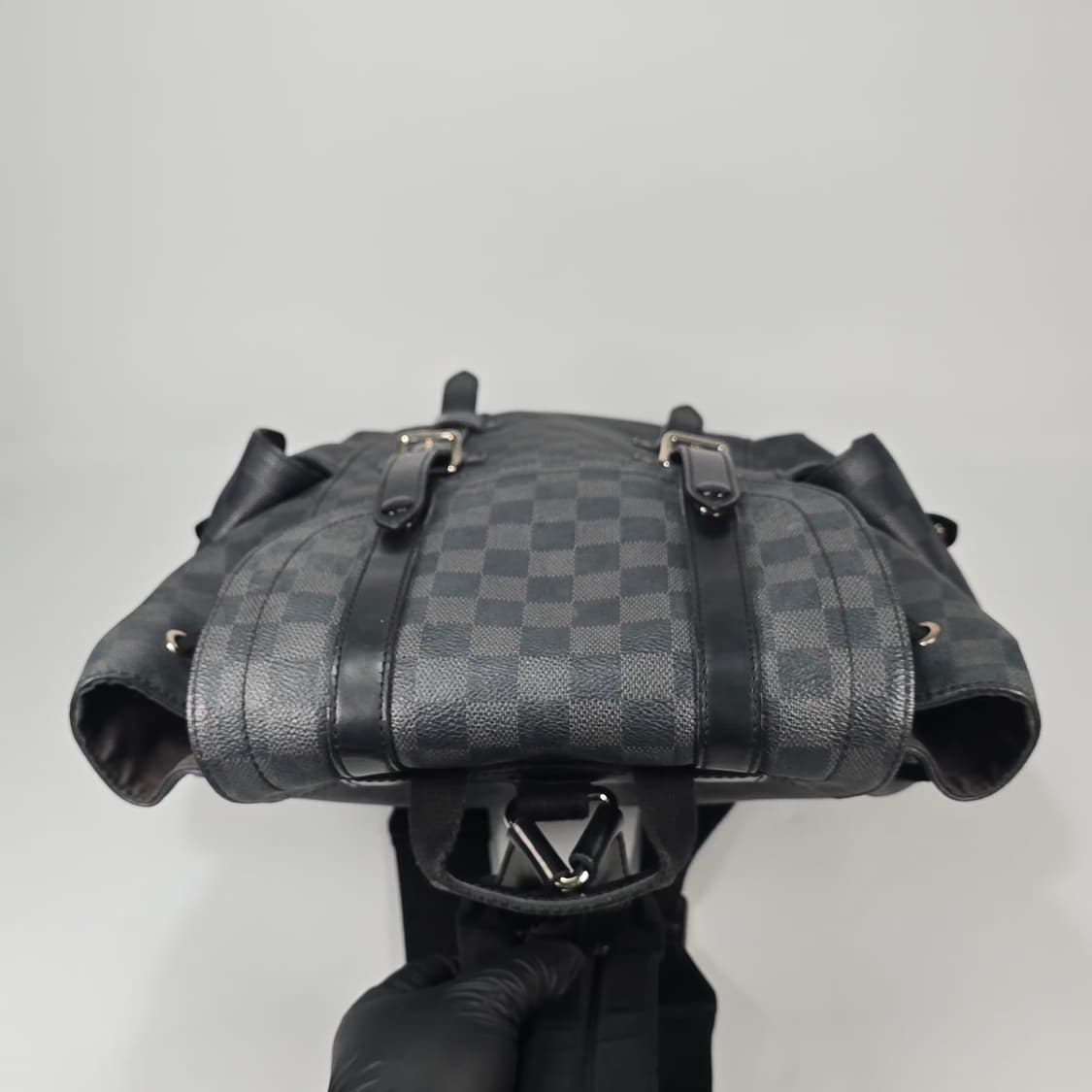 루이비통 크리스토퍼 MM 다미에 그라파이트 캔버스 백팩 상품이미지7