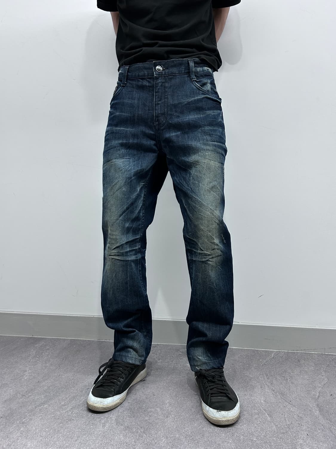 클라우드72 레더 플랩 포켓 데님 팬츠 상품이미지3