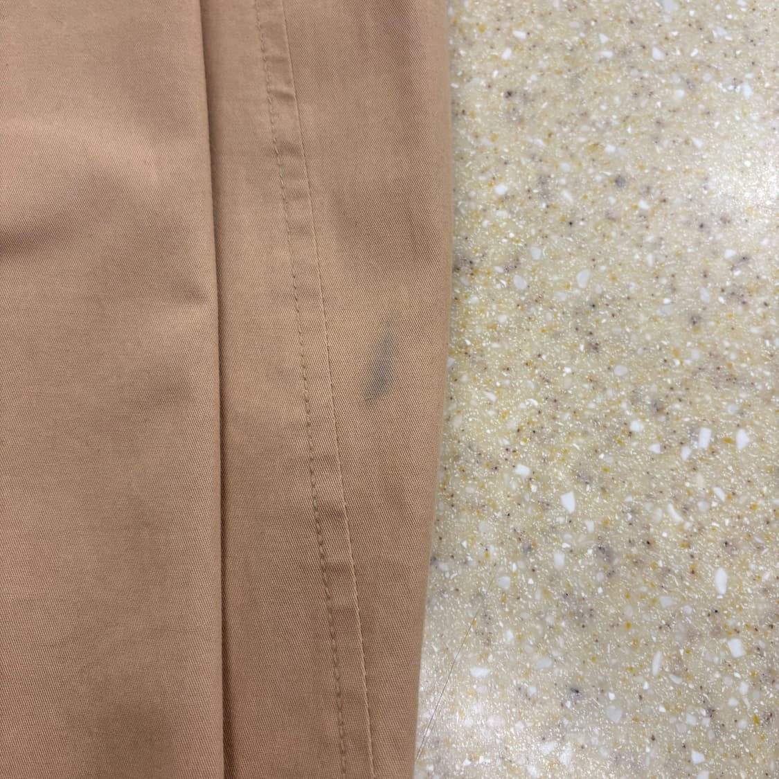 발렌티노 코튼 미디 스커트 사이드 턱 스트랩 버클 디테일 H라인 베이지 상품이미지8