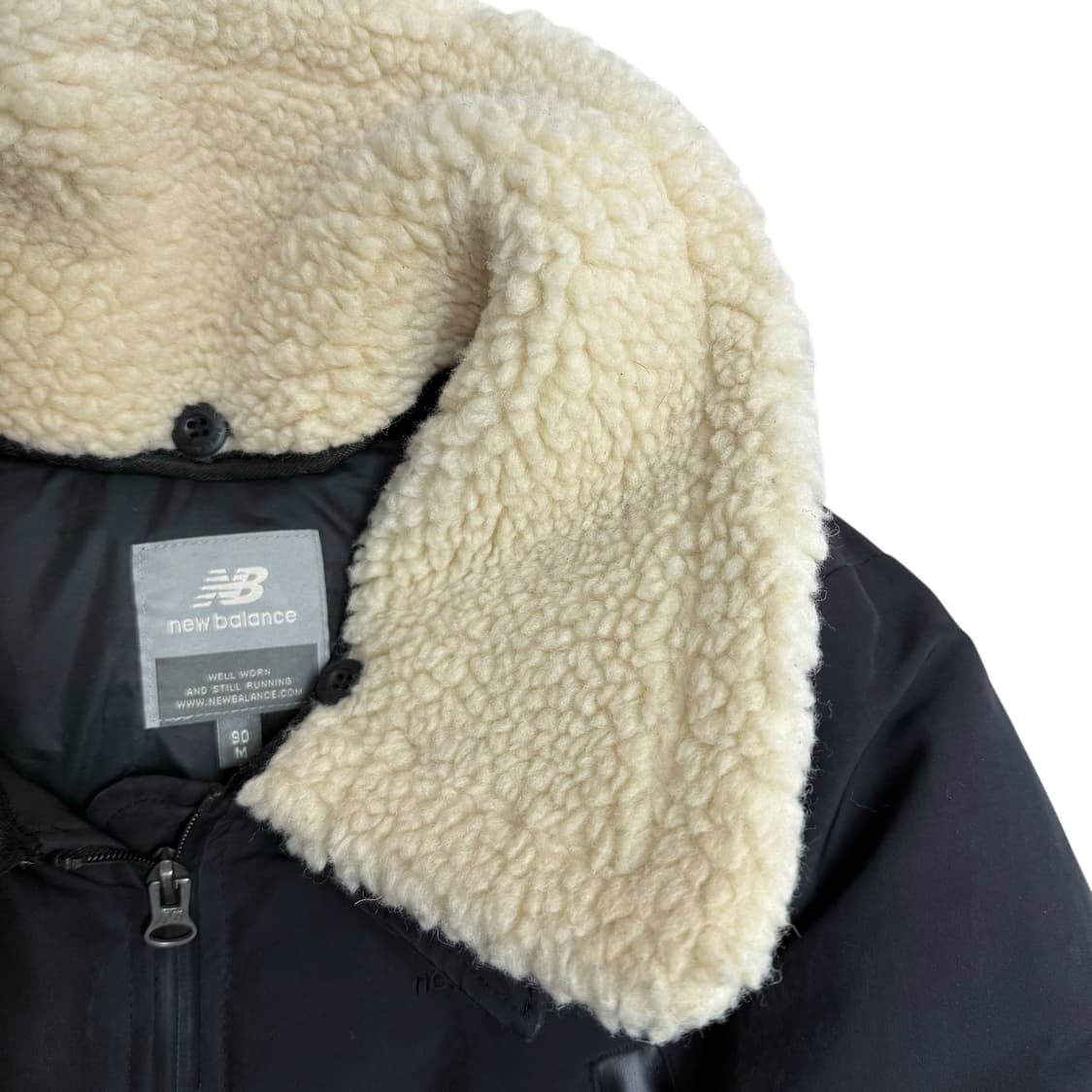 뉴발란스 무스탕 패딩 상품이미지2