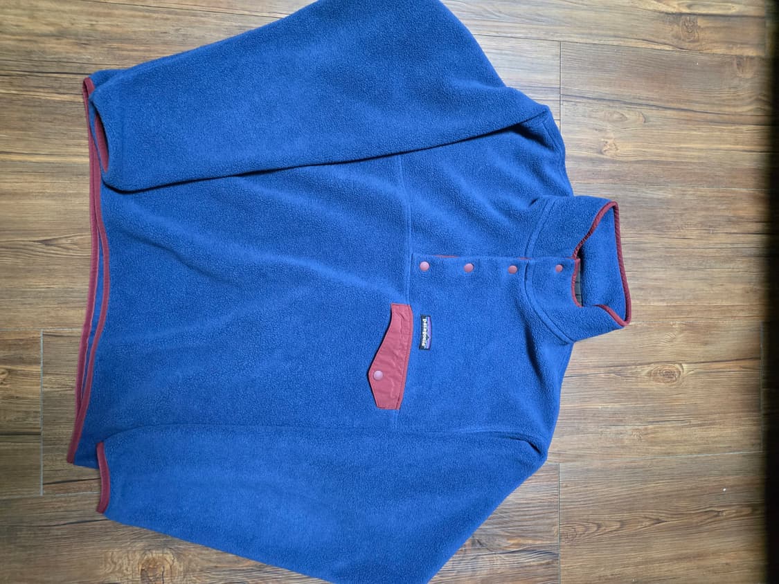 파타고니아 신칠라 m사이즈 판매합니다 네이비 버건디 상품이미지1