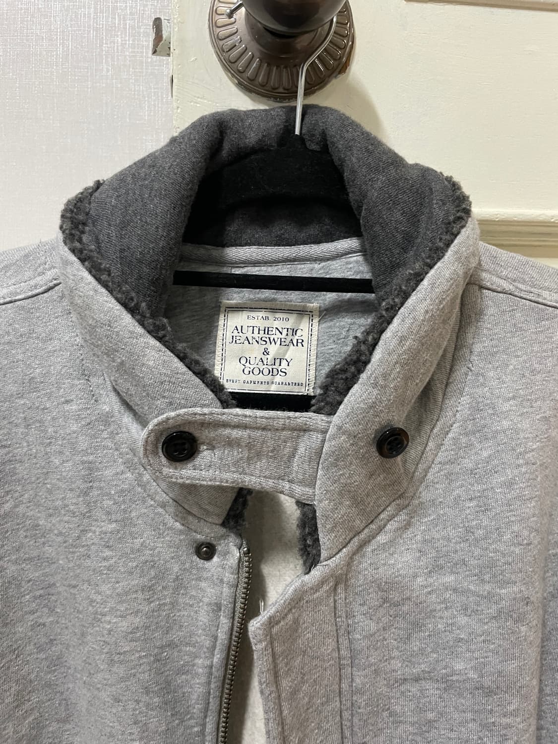 메란지 목 배색 집업  상품이미지2