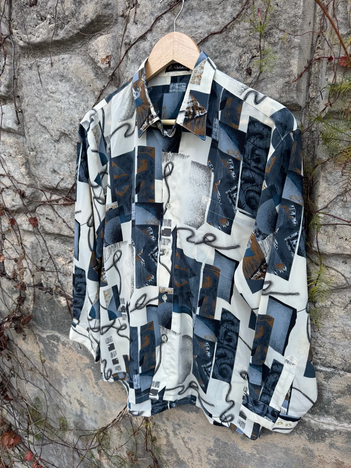 일본 빈티지 폴리 100 에스닉 패턴 셔츠 상품이미지3