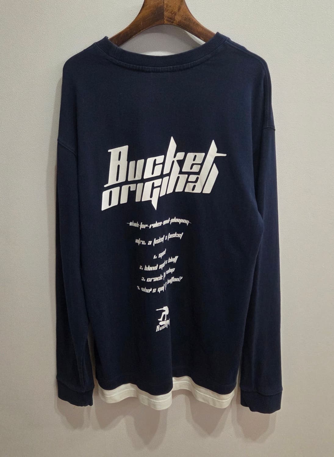BUCKET+ 남색 긴팔 티셔츠 M 상품이미지7