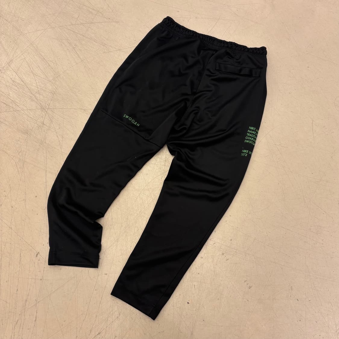 나이키 더블스우시 트레이닝 팬츠 상품이미지3