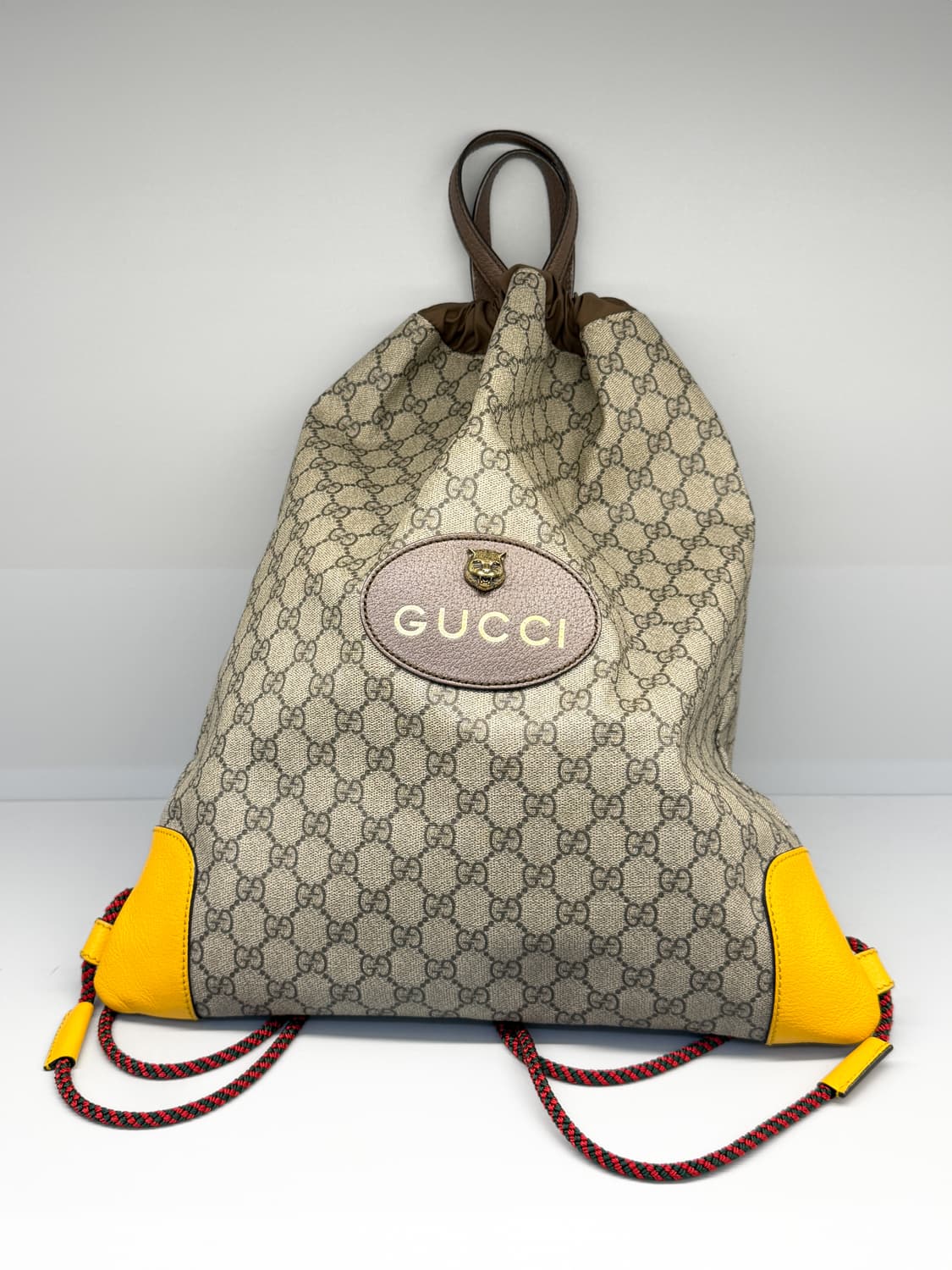 구찌 네오 GG 수프림 드로스트링 백팩 상품이미지3