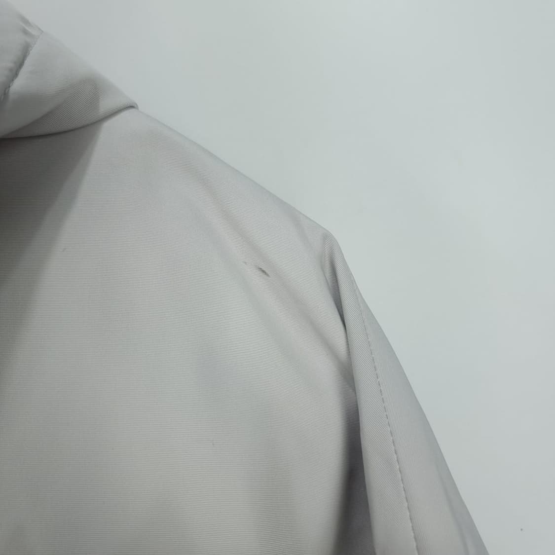 [유니클로 X 화이트마운티니어링] 오버사이즈 후드 파카 자켓 M19125 상품이미지10