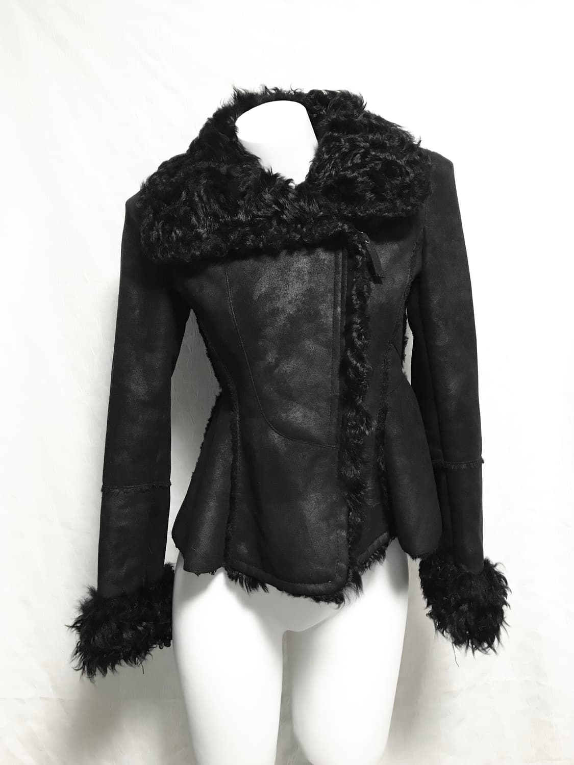 택포•빈티지 사선 지퍼 양털 무스탕 퍼자켓 상품이미지1