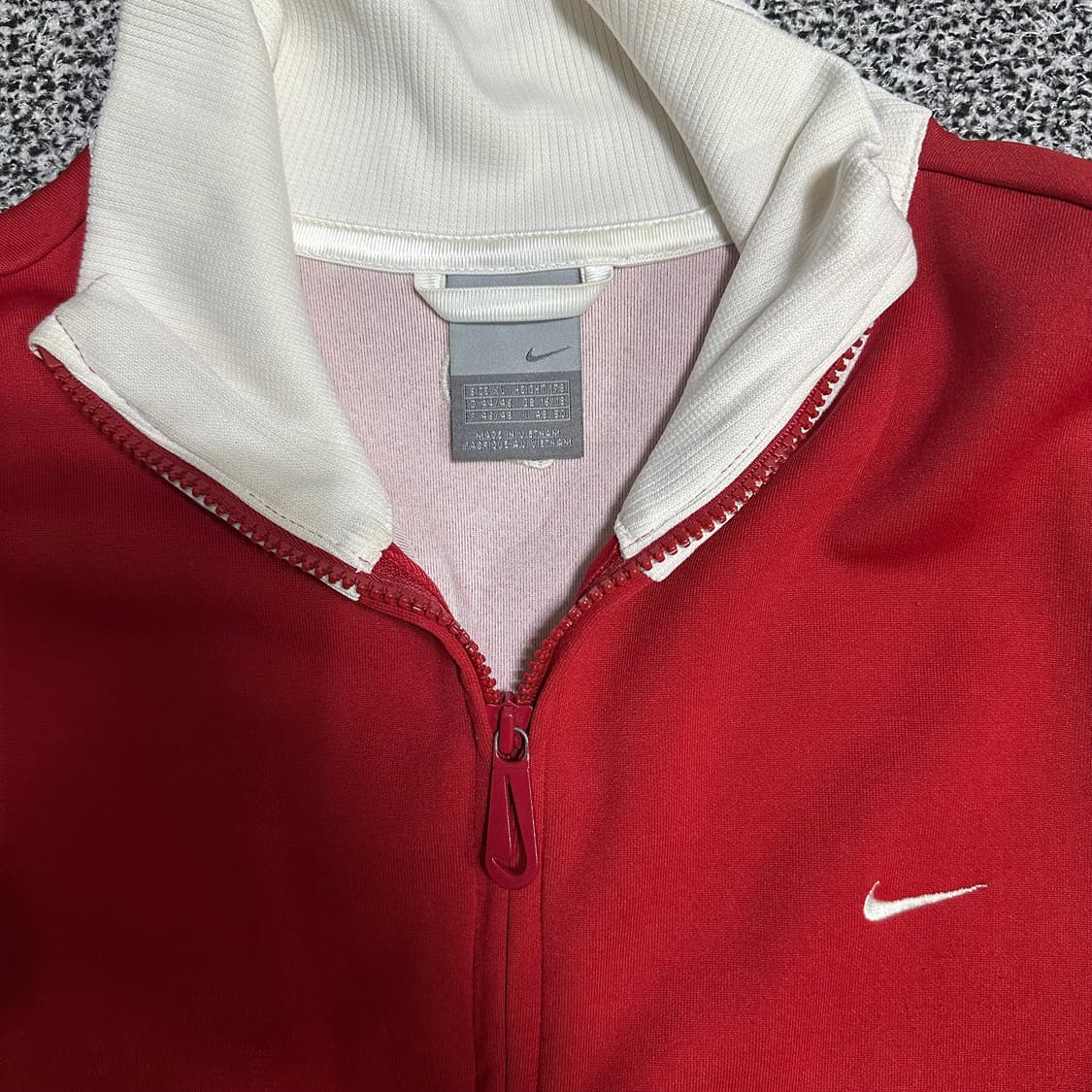 (XL) 나이키 스우시 흰빨 트랙탑 져지 상품이미지2