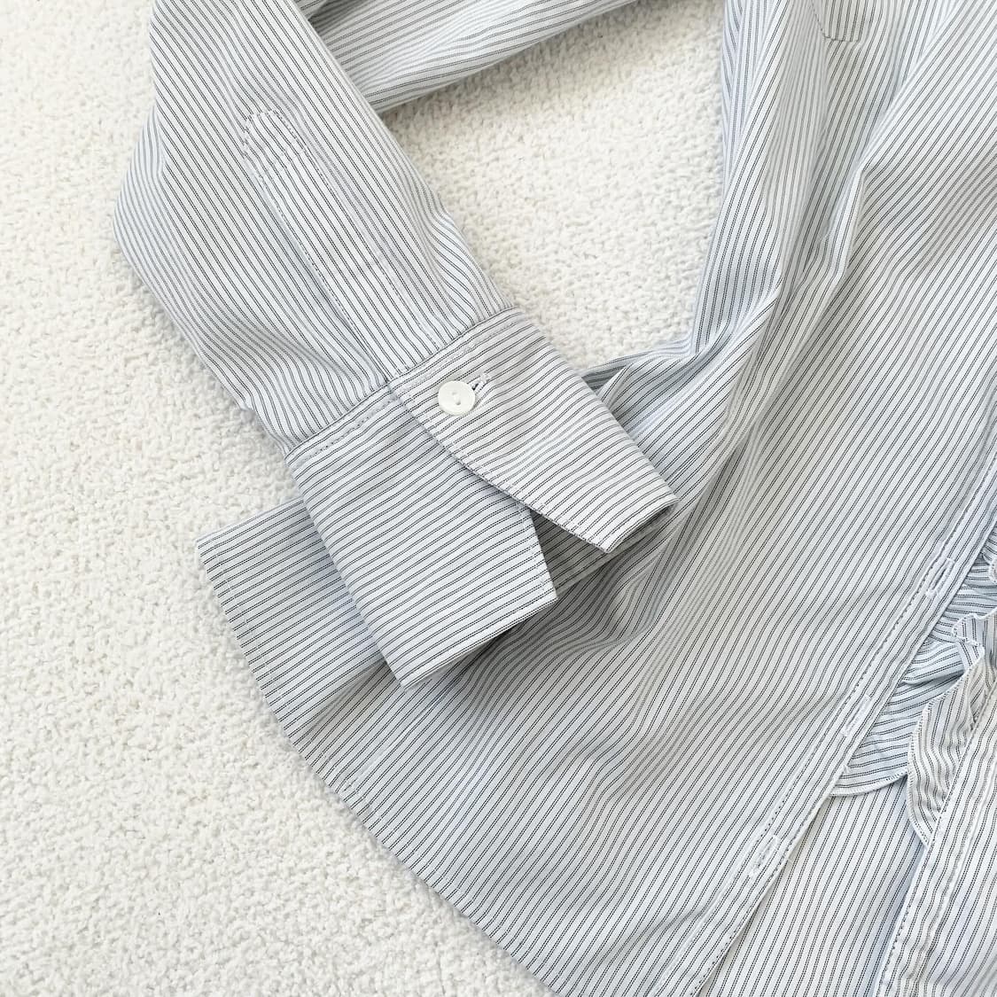 연그레이 스트라이프 미니프릴 셔츠 블라우스 상품이미지3