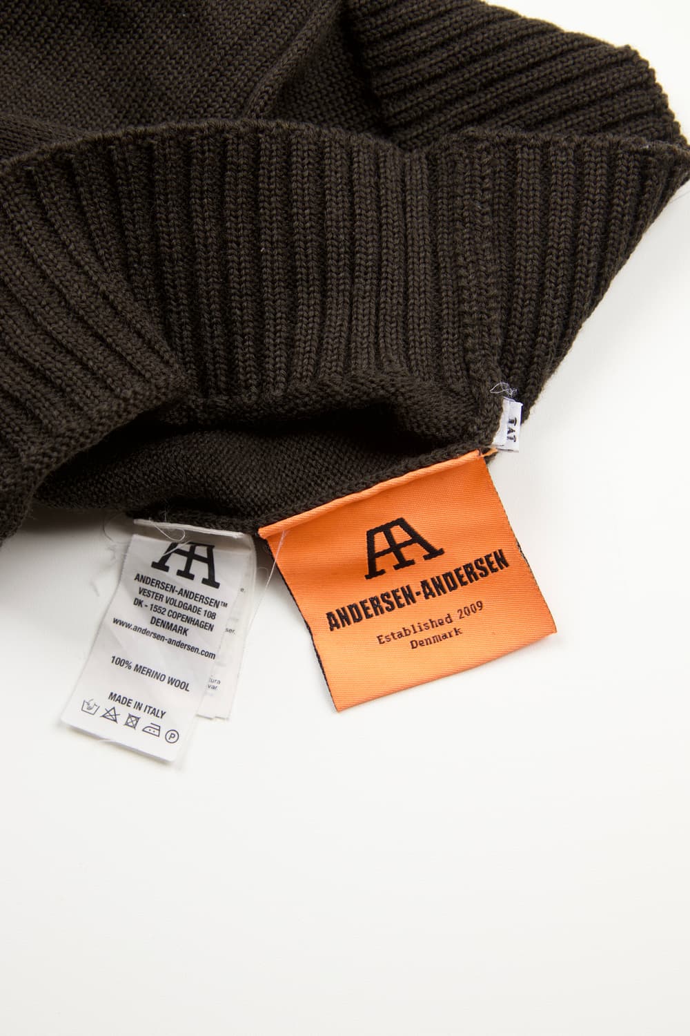 Andersen-Andersen 씨맨 터틀넥 니트 헌팅 그린 상품이미지8