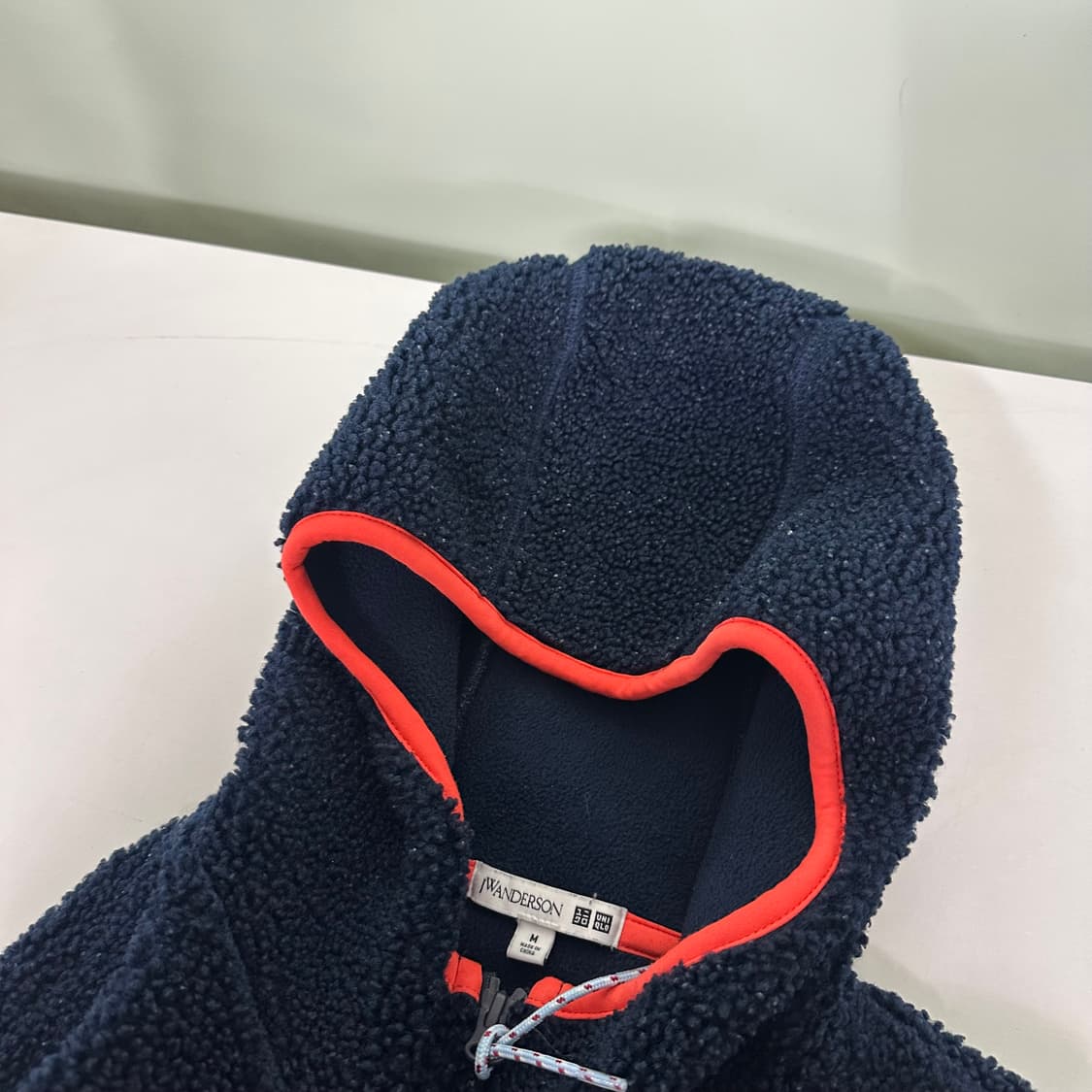 M 95 유니클로 X JW앤더슨 네이비 포켓배색 플리스자켓 상품이미지4