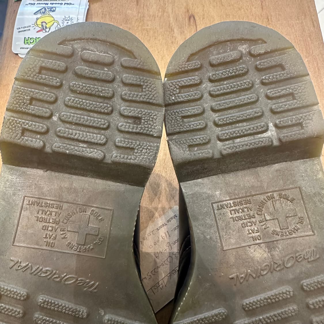 닥터마틴 1461 ‘블랙/레드 스티치’ 상품이미지10