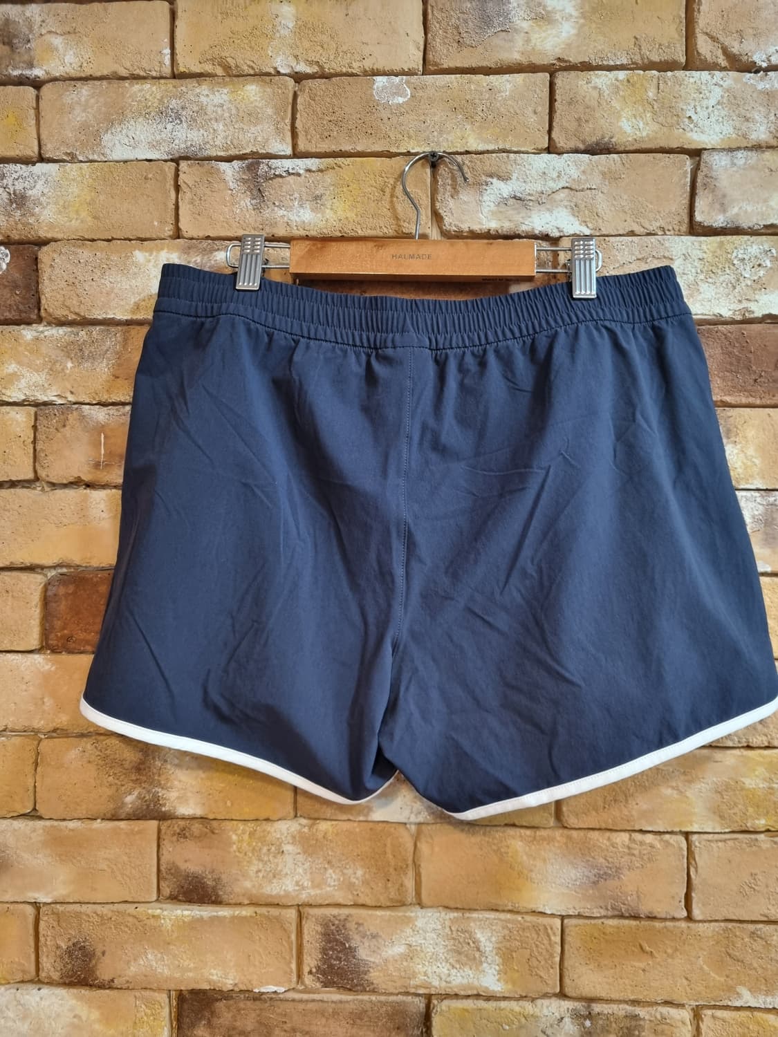 새상품)데상트 네이비 반바지 화이트 배색 상품이미지2