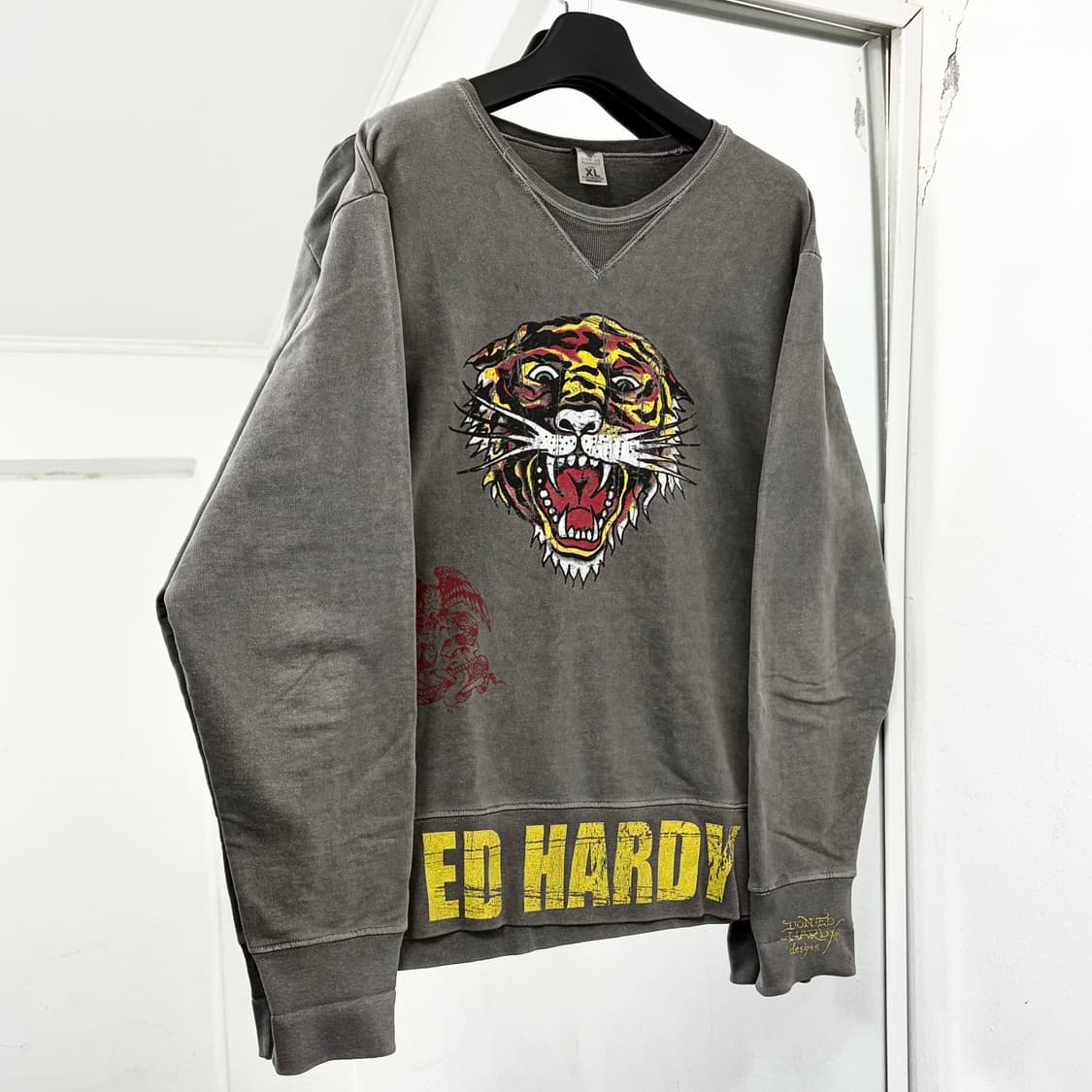 에드하디 타이거 맨투맨 상품이미지1