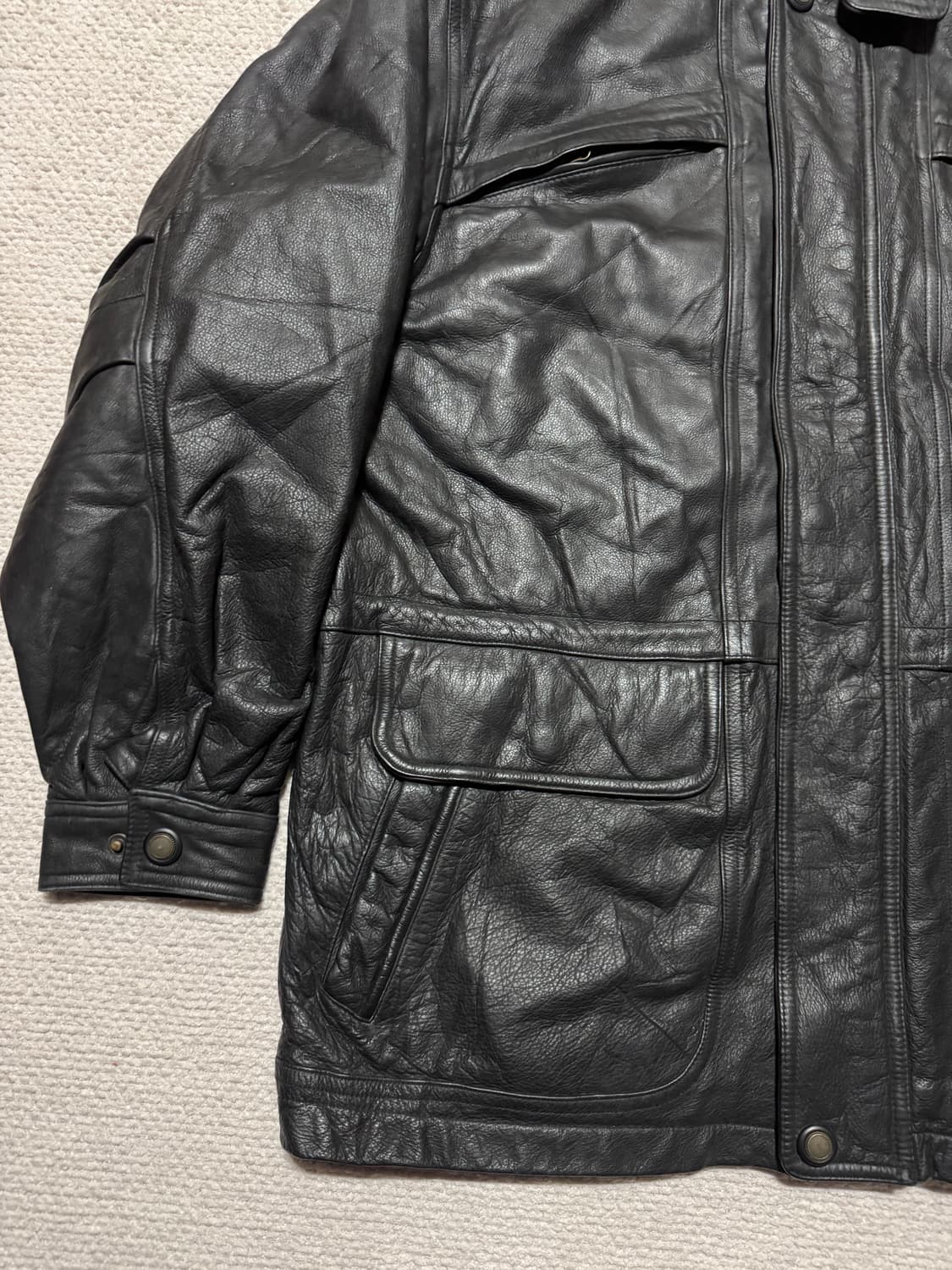 바라쿠타 소가죽 레더 코트 블랙 L~XL 상품이미지6