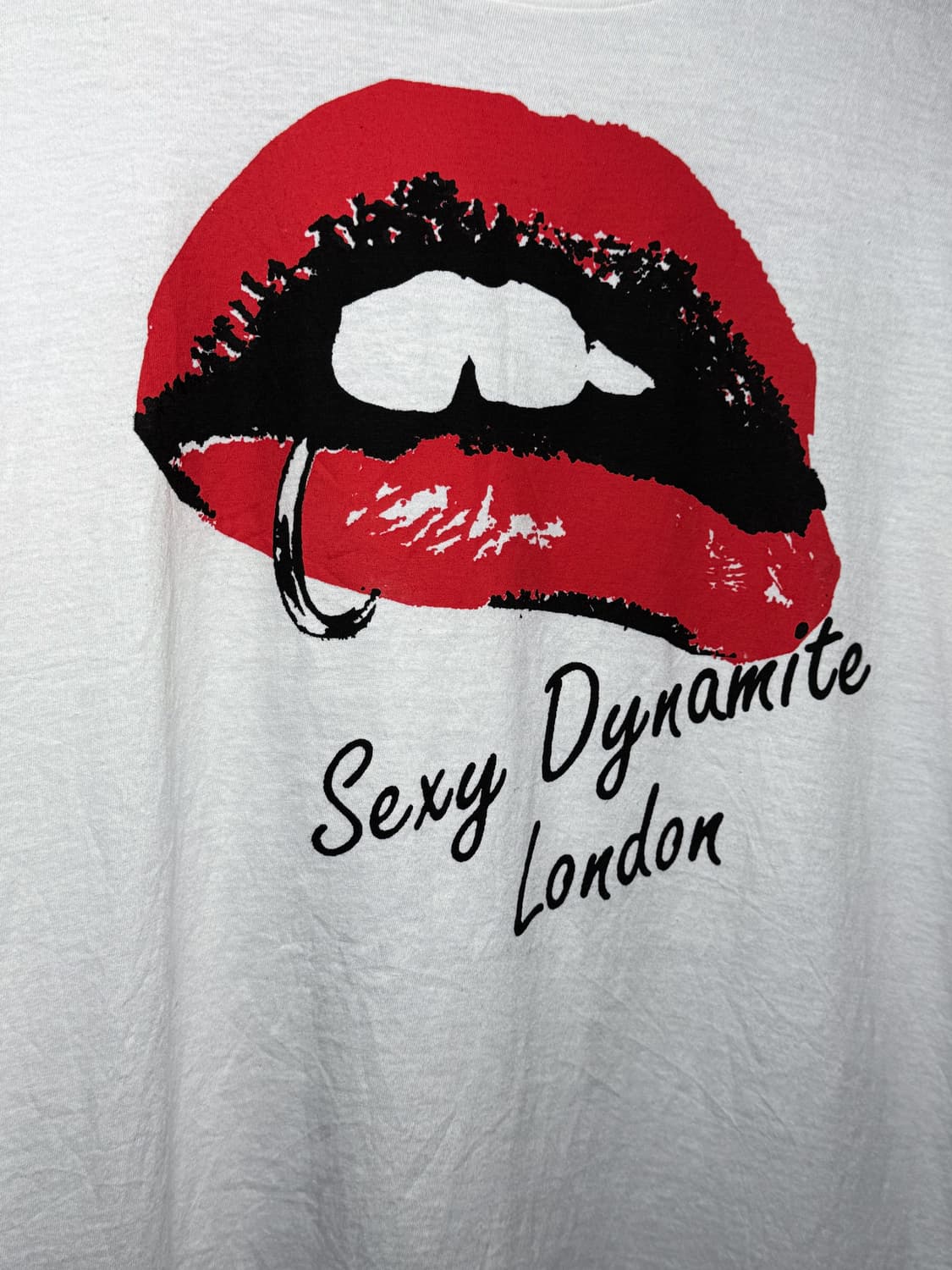 Sexy Dynamite London – Lip Print T-shirt 상품이미지3